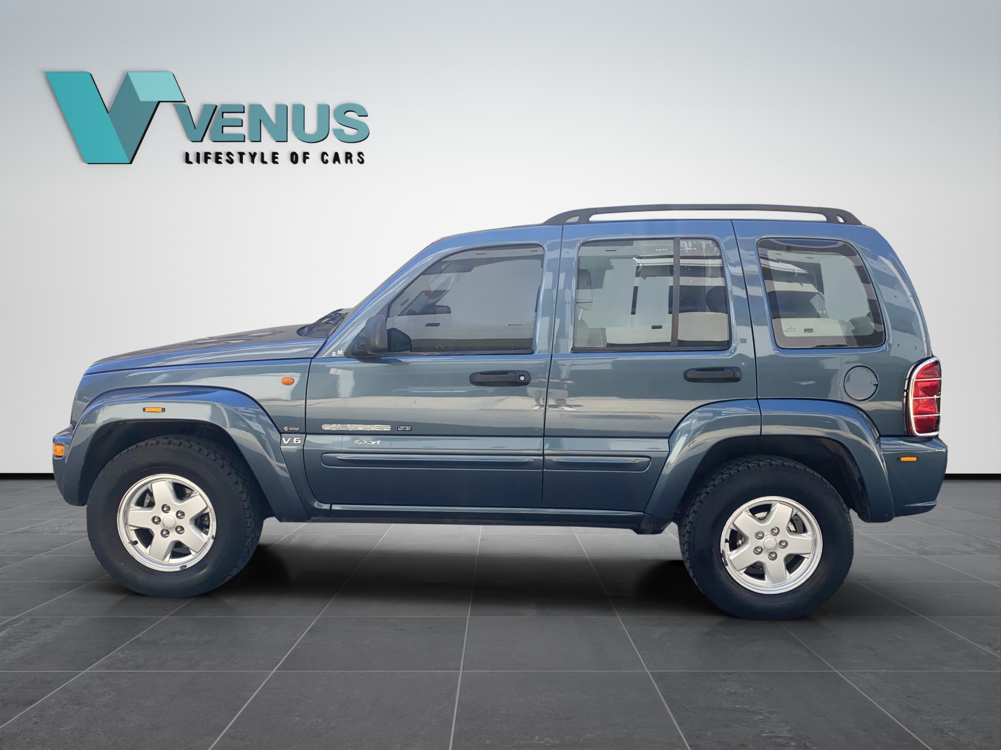 Jeep Cherokee V6 3.7 Automatic 4x4 2002 - 8
