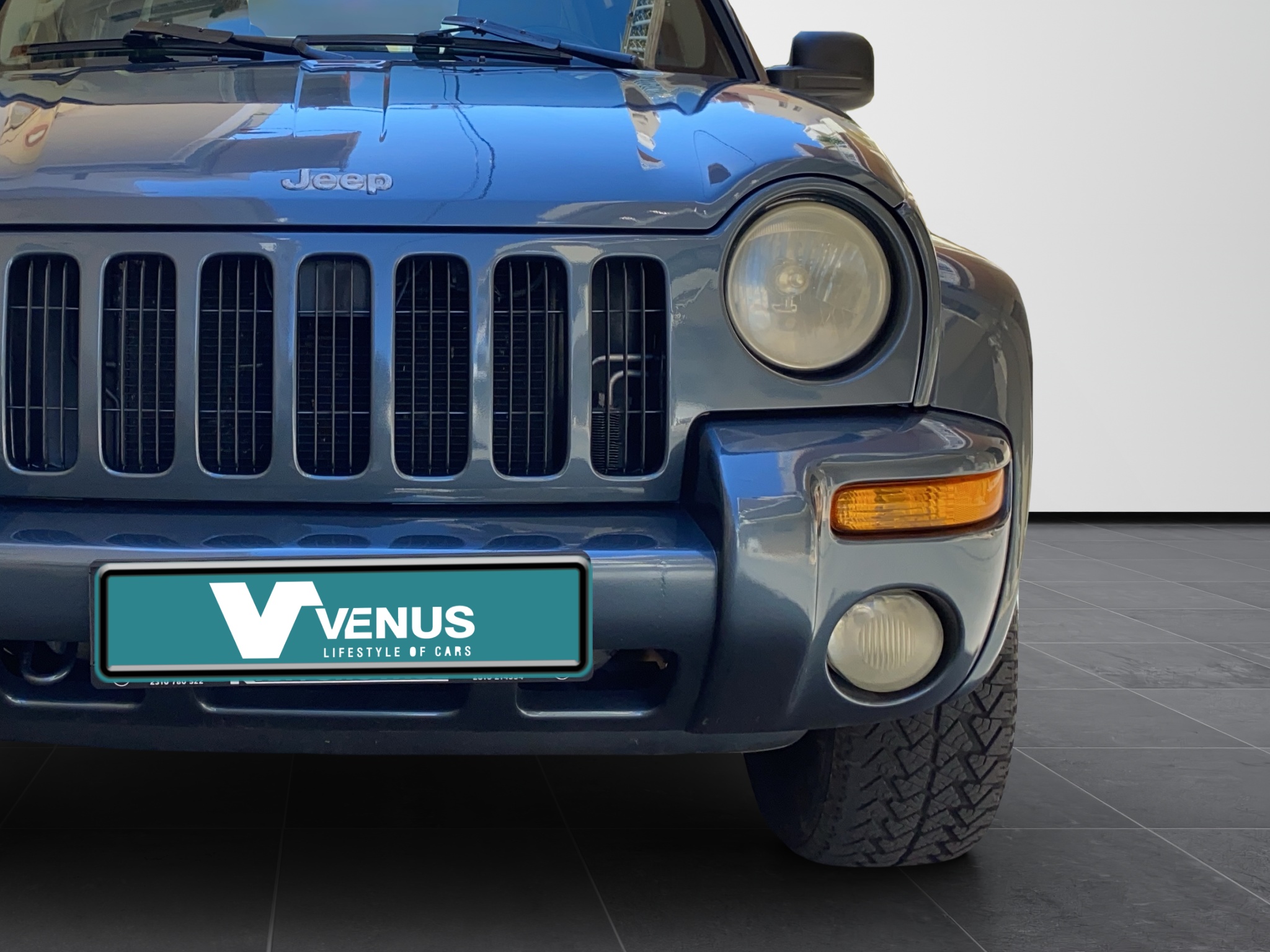 Jeep Cherokee V6 3.7 Automatic 4x4 2002 - 10