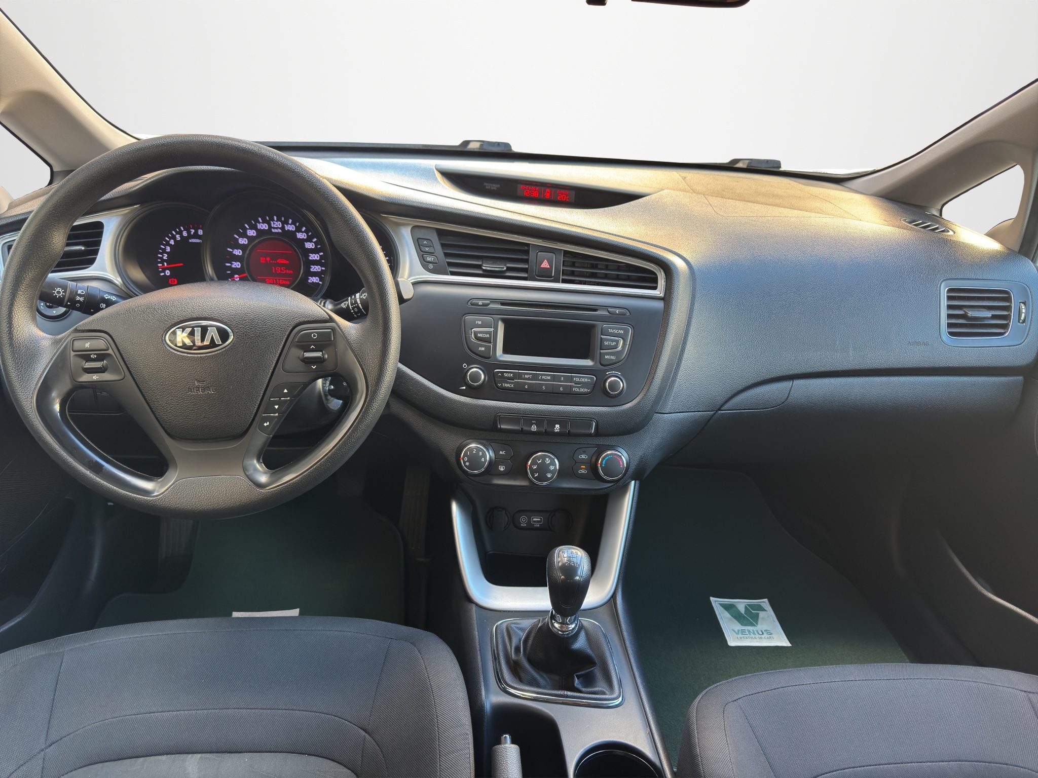 Kia Cee’d 1.4 MPI 2017  - 16