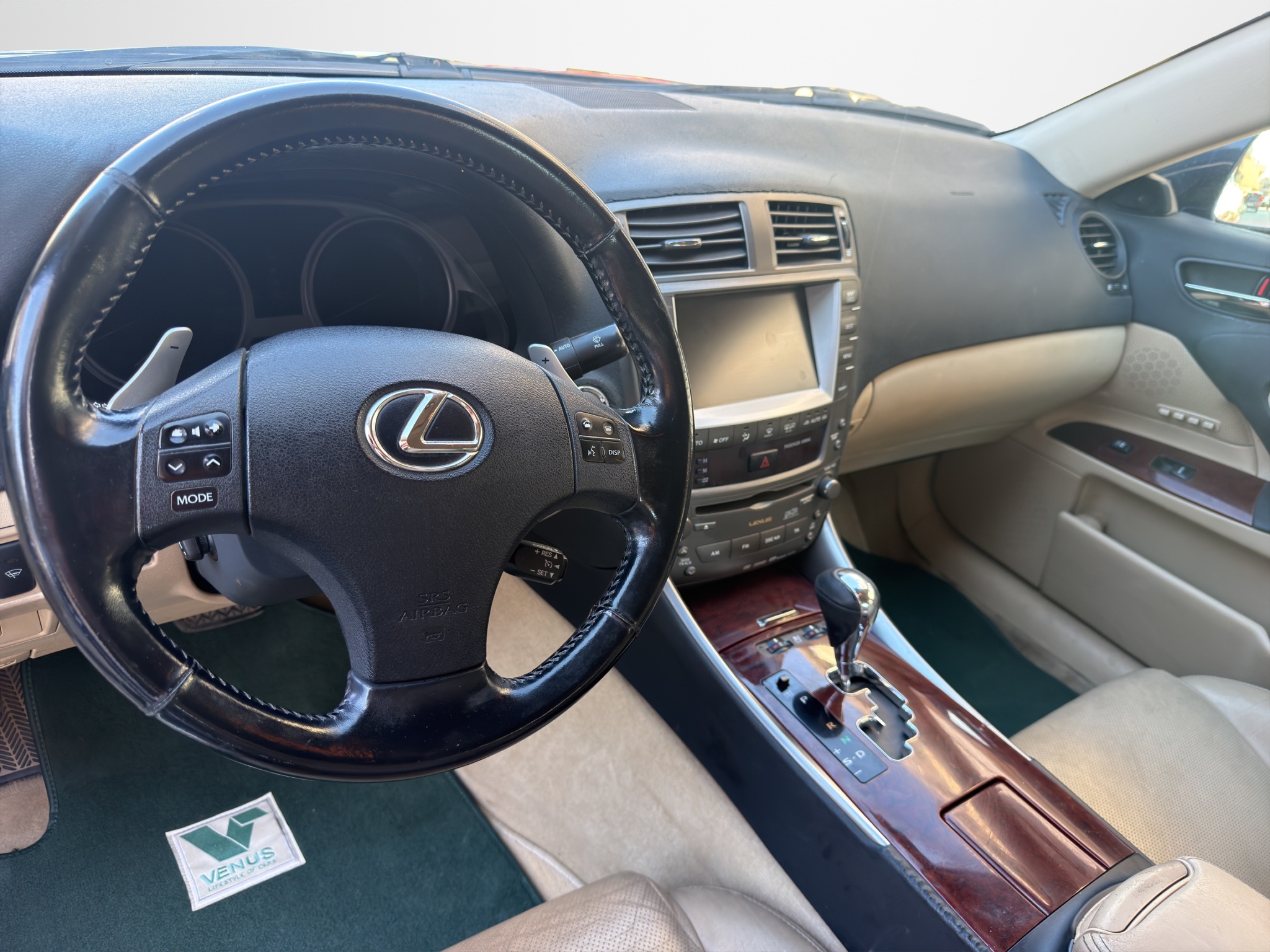 Lexus IS250 Limo Edition 2.5 V6 Automatic 2006 - 12