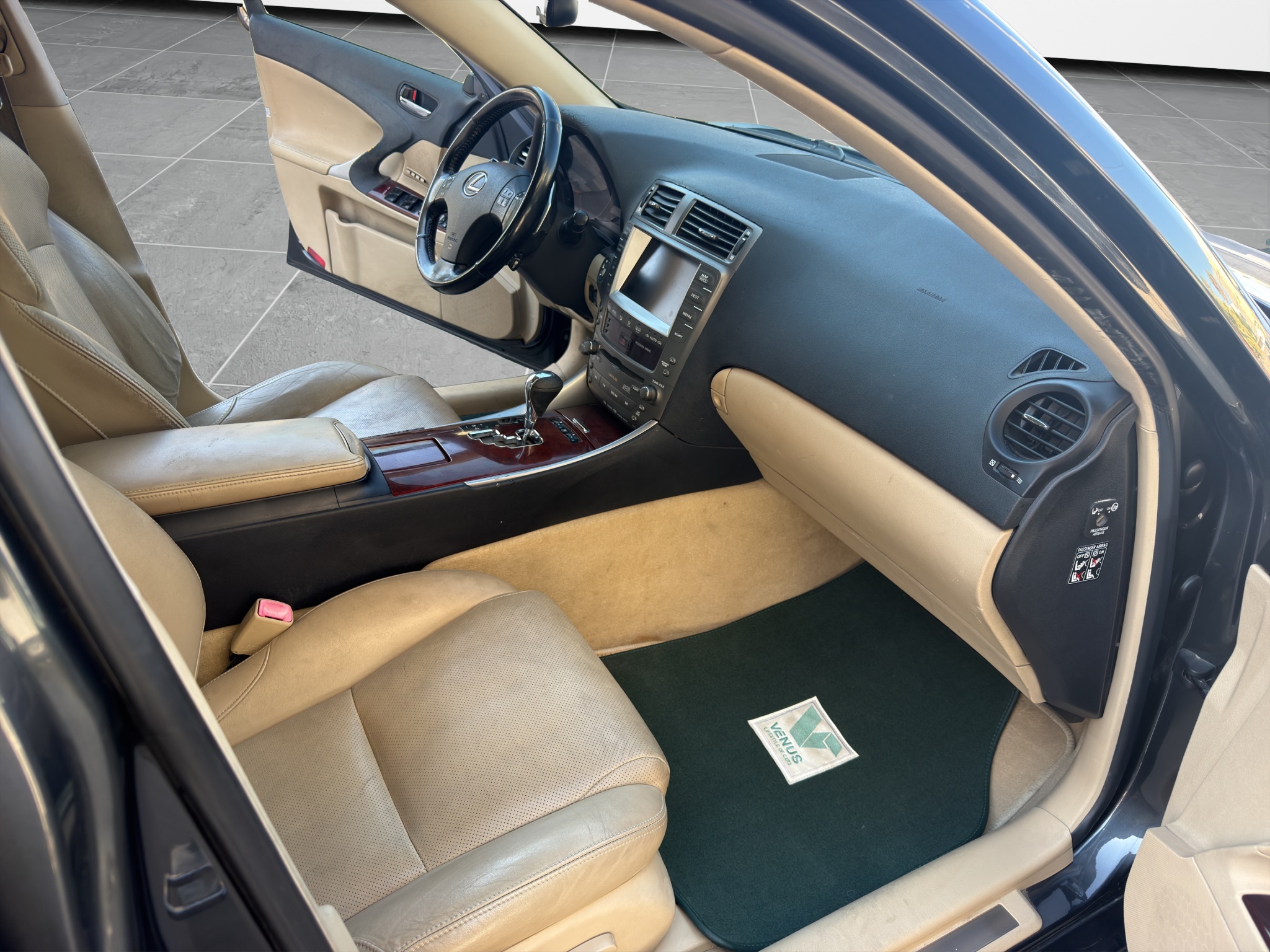Lexus IS250 Limo Edition 2.5 V6 Automatic 2006 - 18