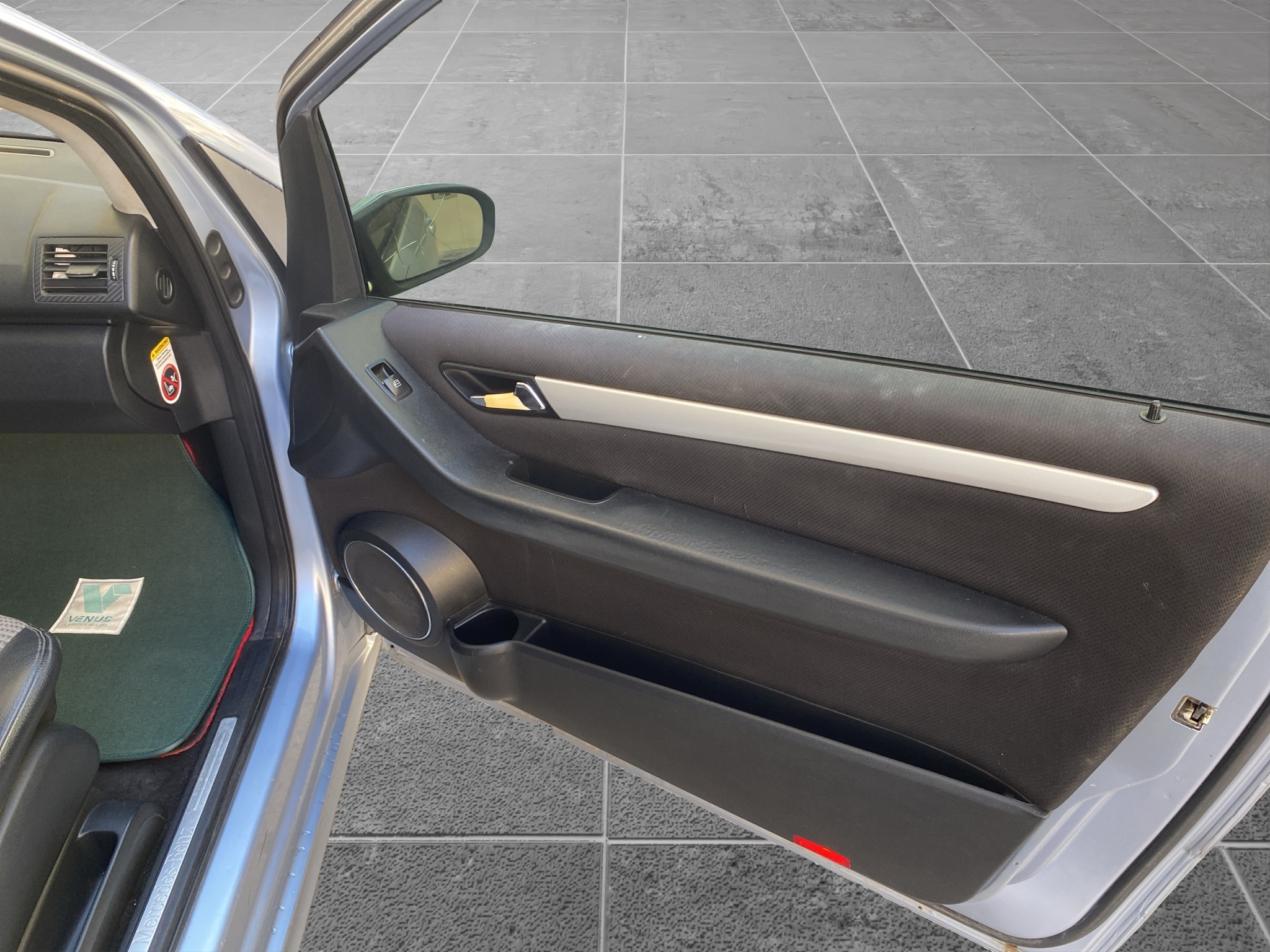 Mercedes-Benz A150 Elegance Automatic 2008 - 17