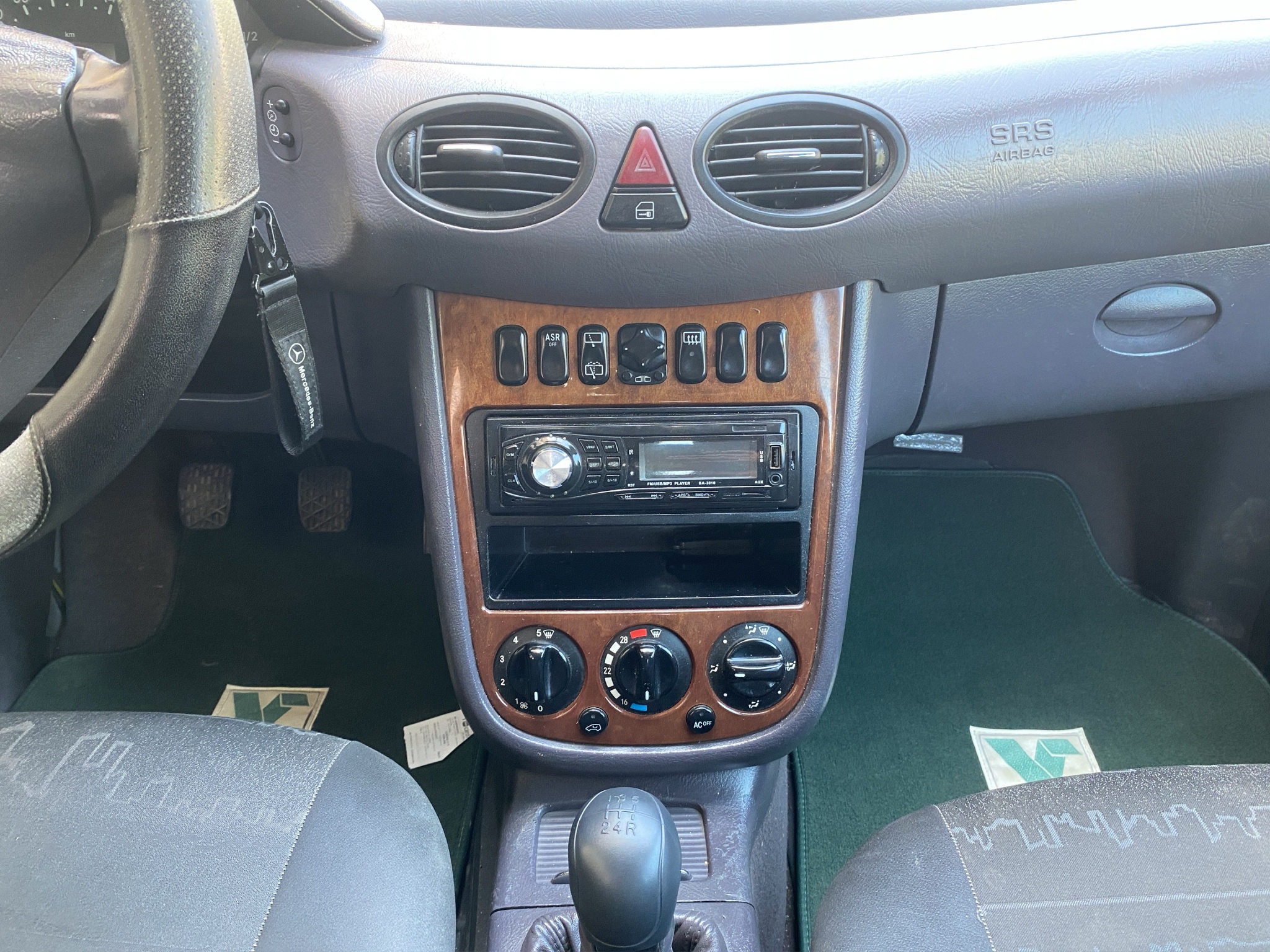 Mercedes-Benz  A170 CDI Elegance Diesel 2004  - 17