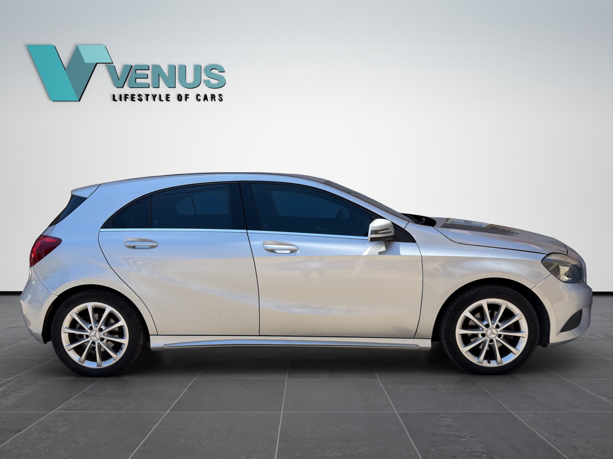 Mercedes-Benz A180 d Automatic 2016 - 7