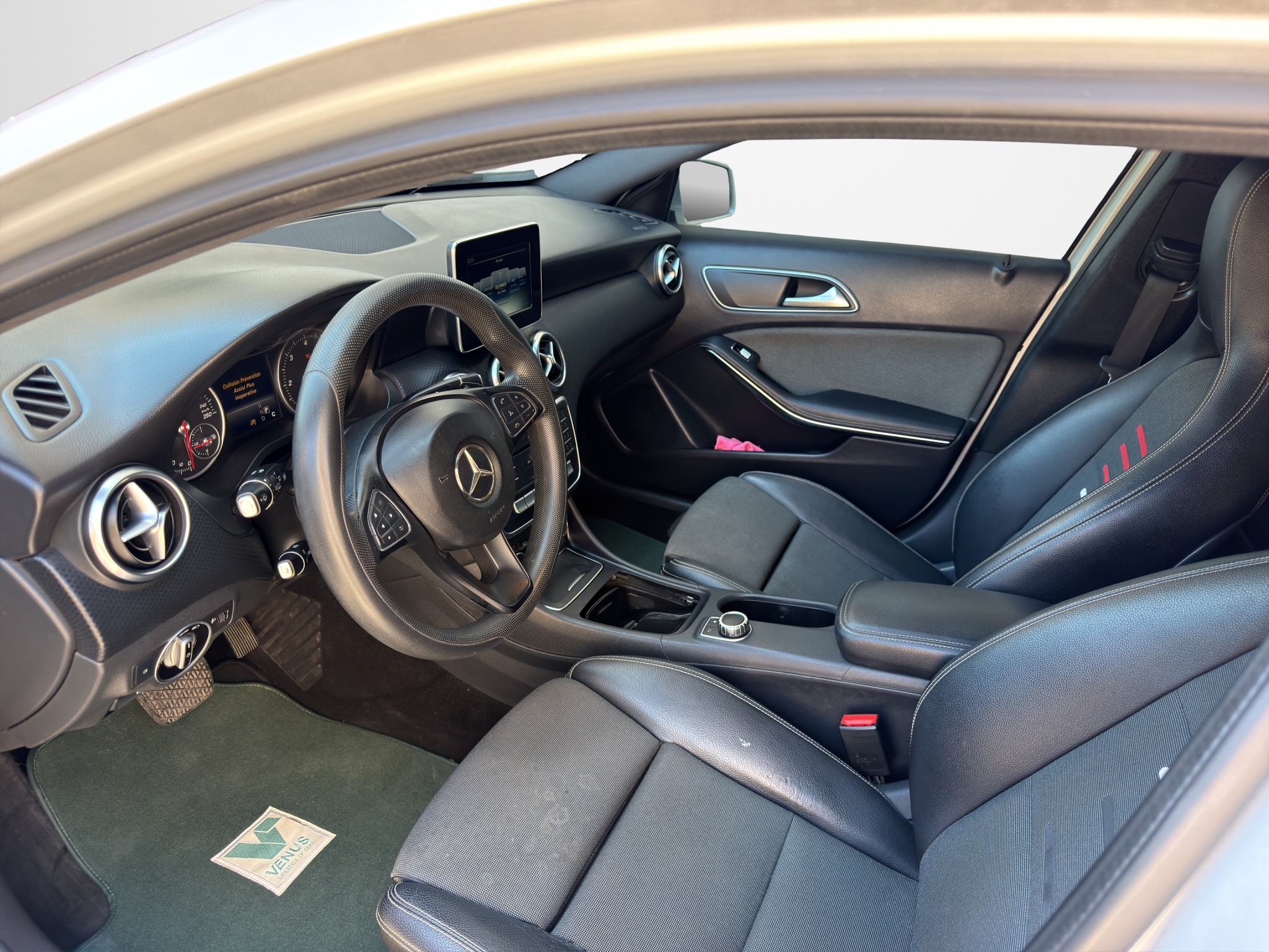 Mercedes-Benz A180 d Automatic 2016 - 11