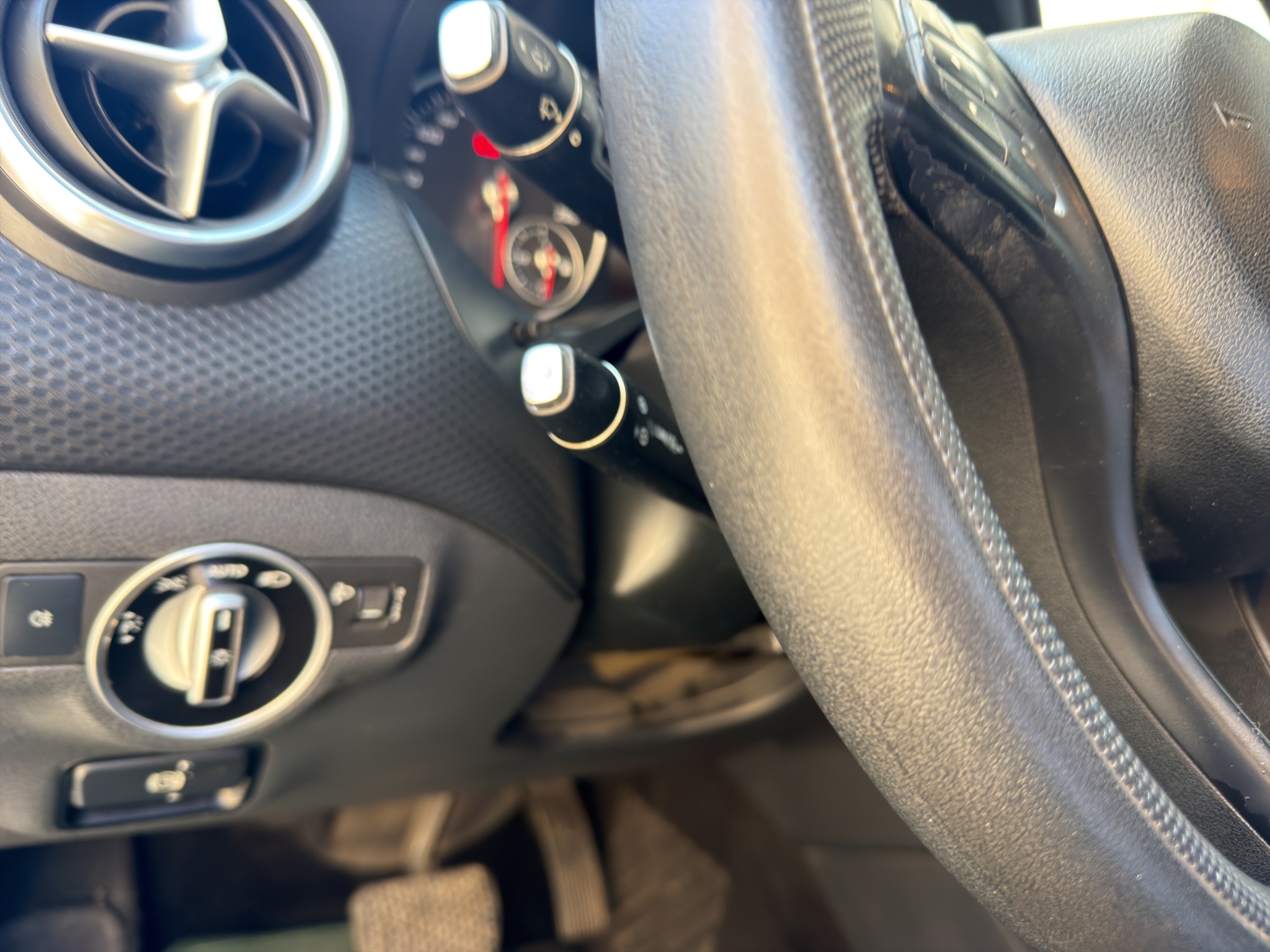 Mercedes-Benz A180 d Automatic 2016 - 18