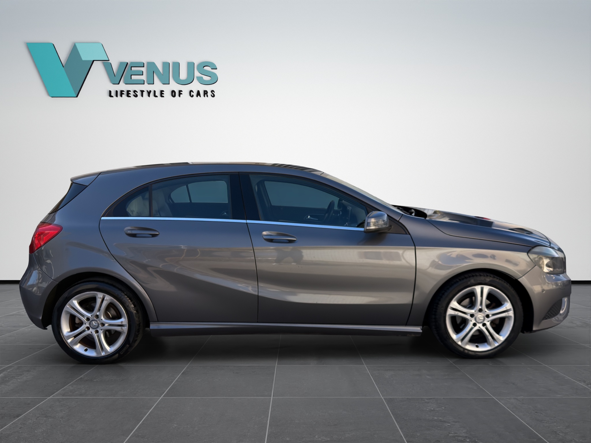 Mercedes-Benz A180 CDI Diesel 2013 - 7