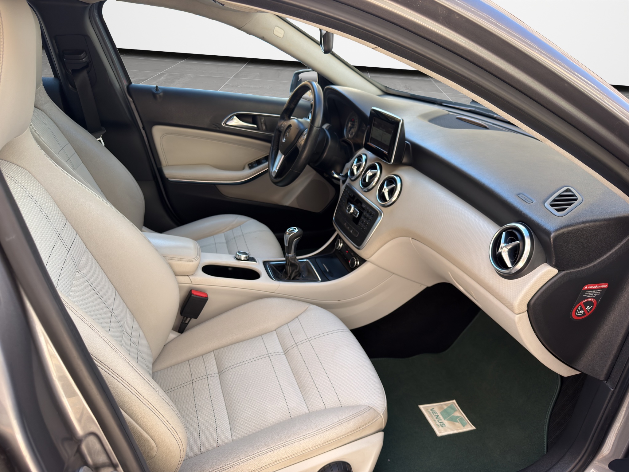 Mercedes-Benz A180 CDI Diesel 2013 - 19