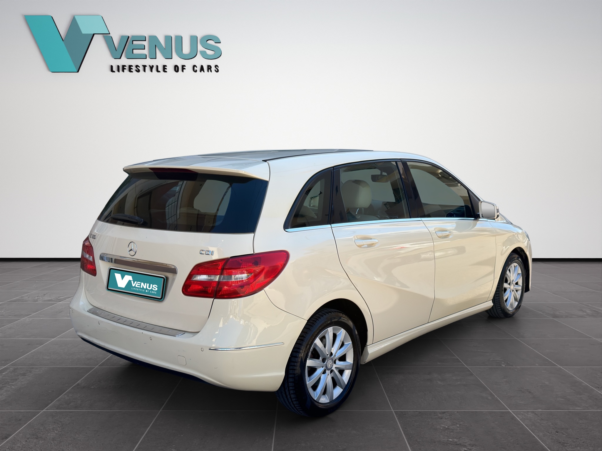 Mercedes-Benz B180 CDI Diesel 2014 - 4