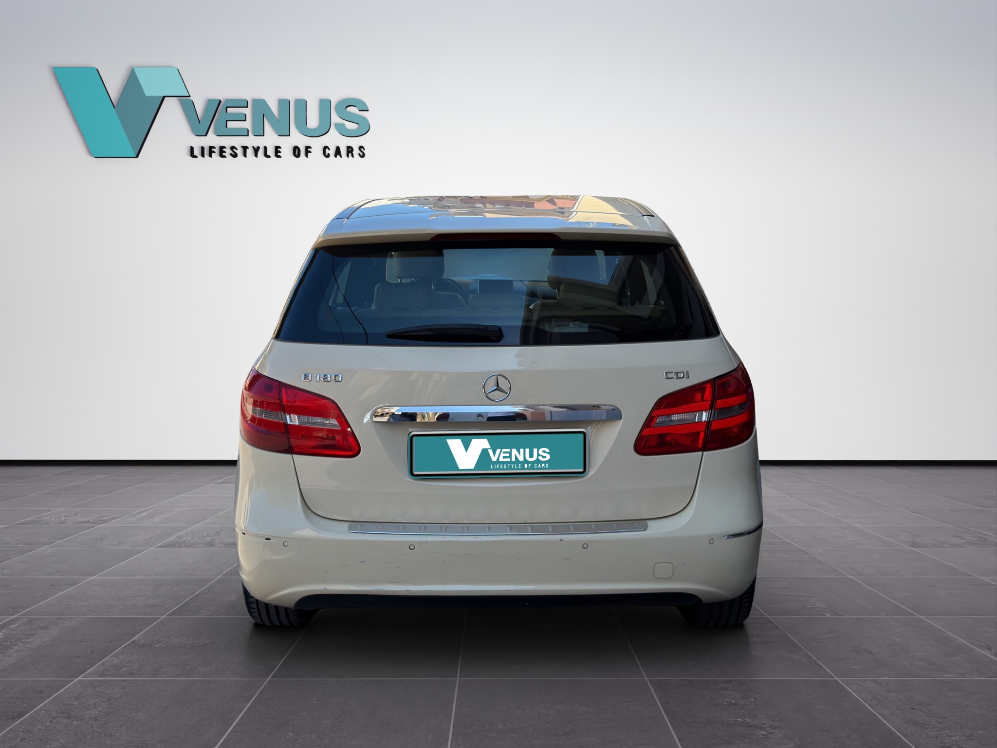 Mercedes-Benz B180 CDI Diesel 2014 - 6