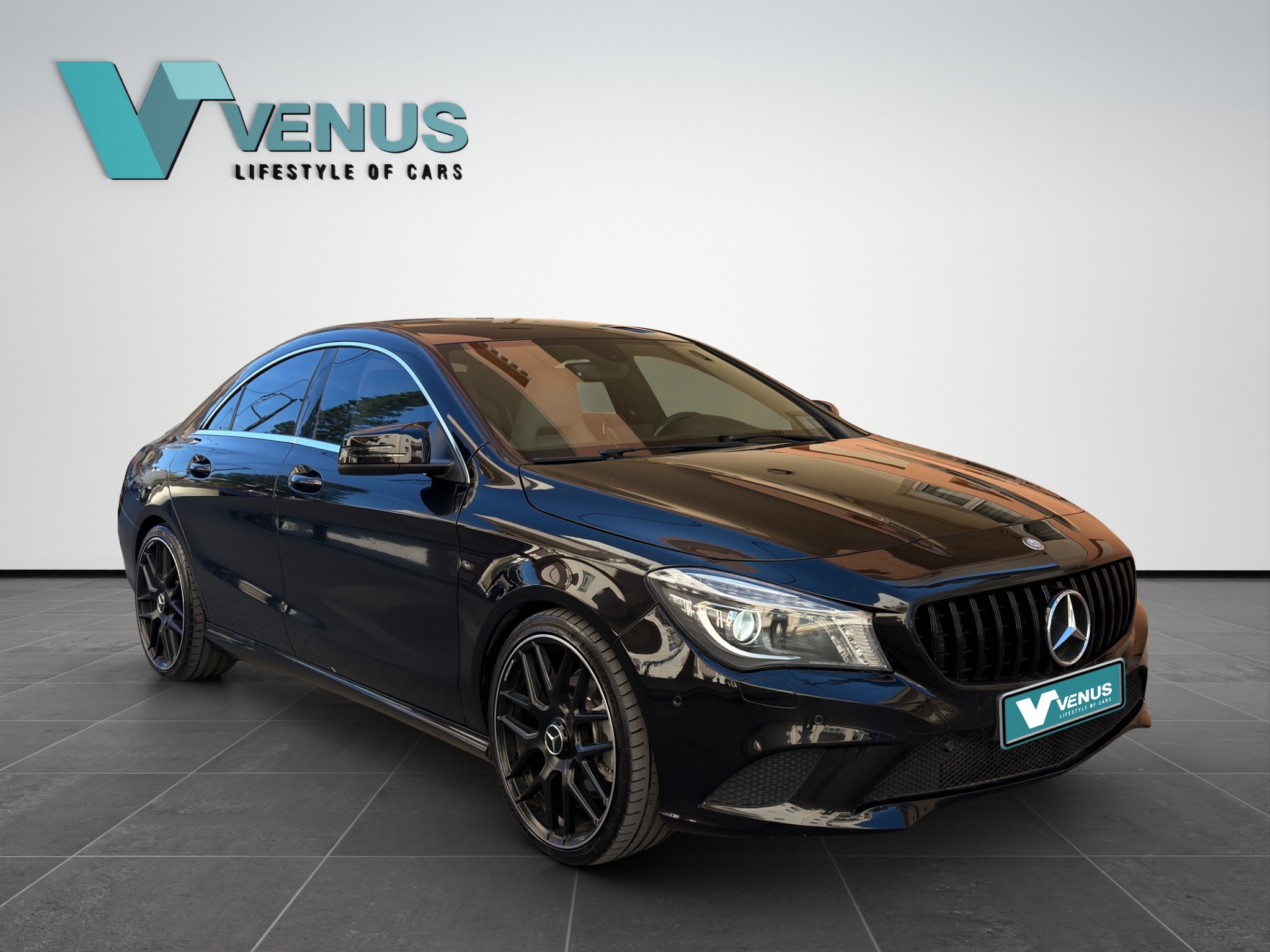 Mercedes-Benz CLA 220CDI Automatic 2014 - 2