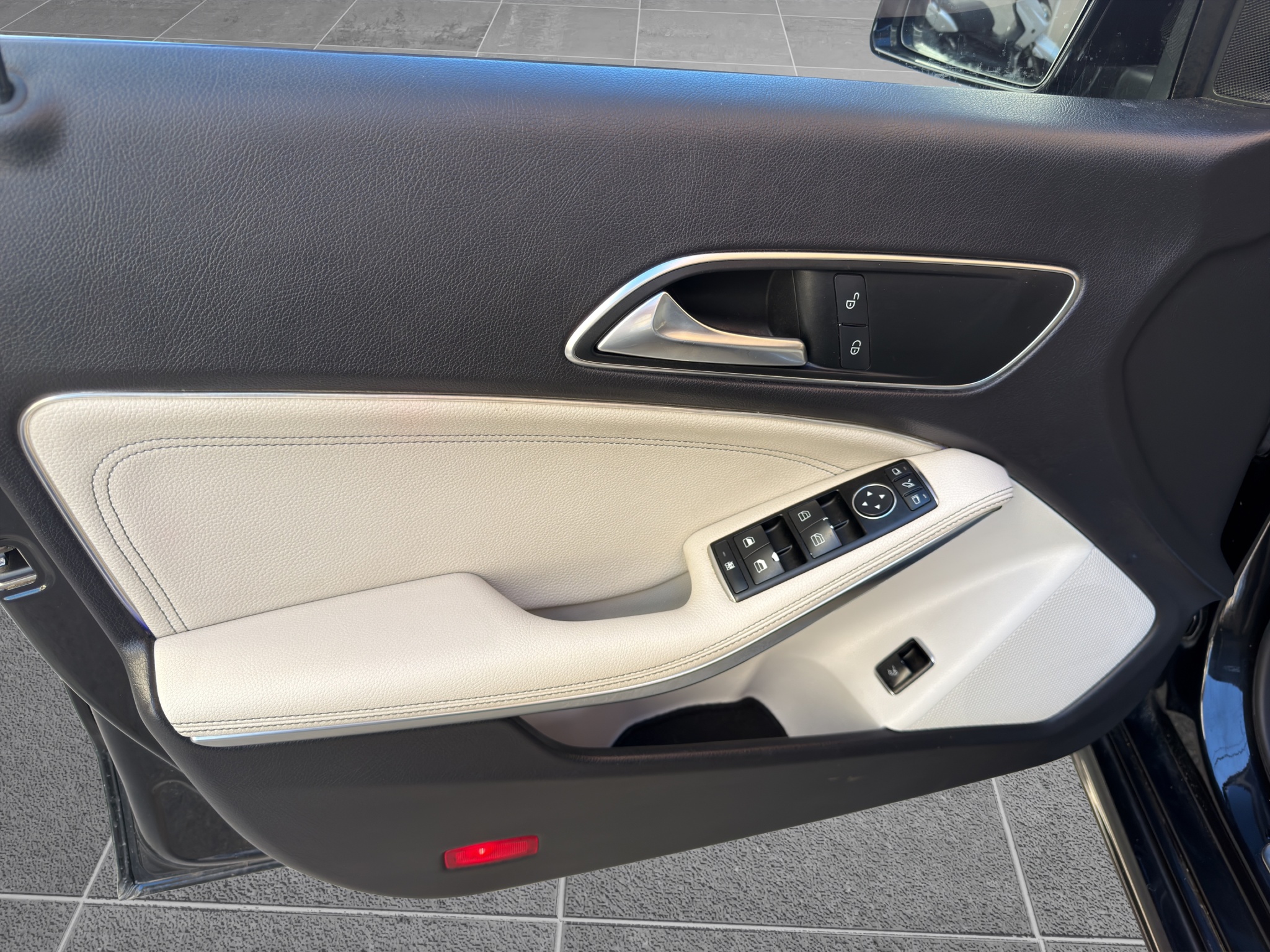 Mercedes-Benz CLA 220CDI Automatic 2014 - 14
