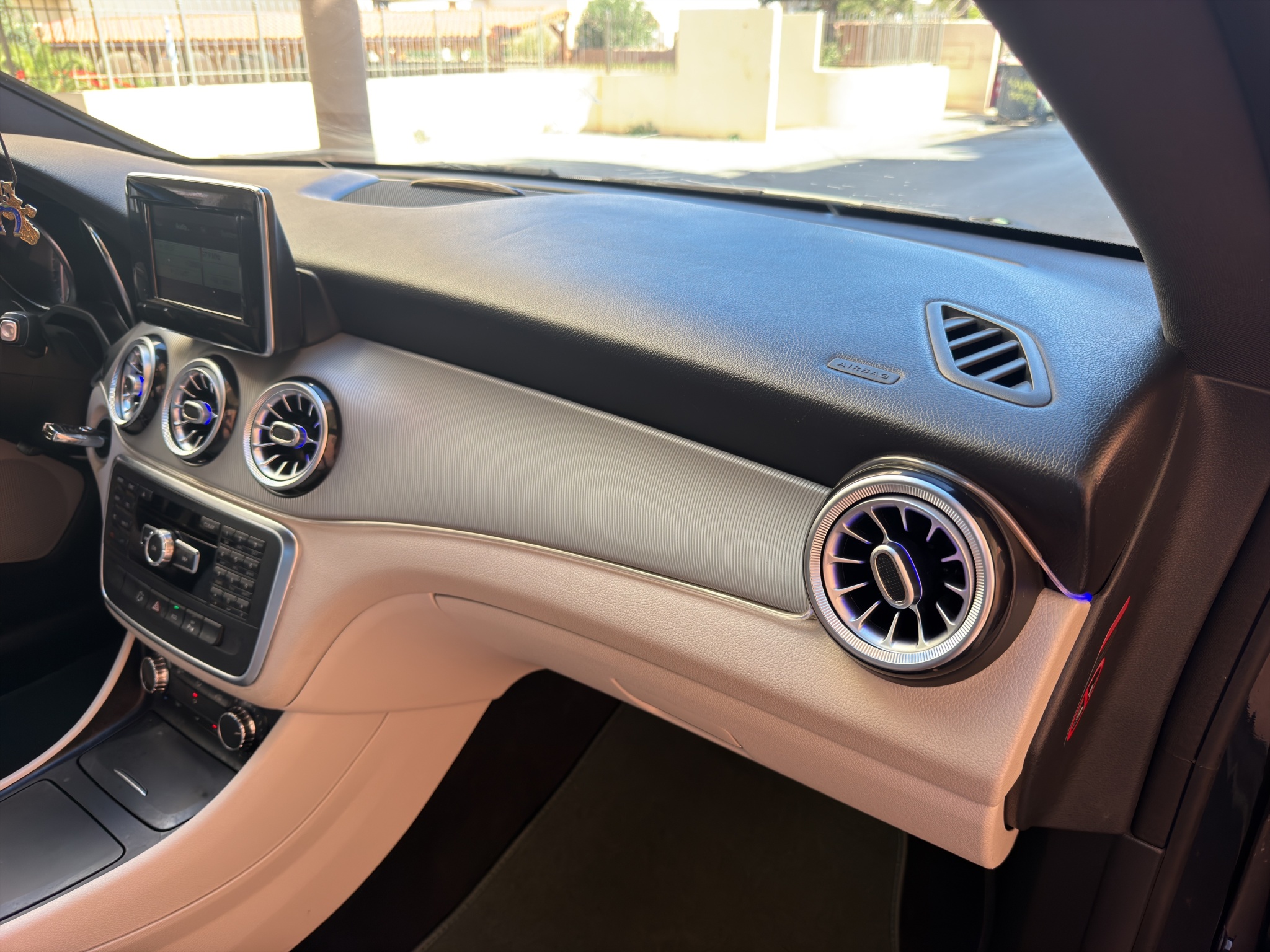 Mercedes-Benz CLA 220CDI Automatic 2014 - 18