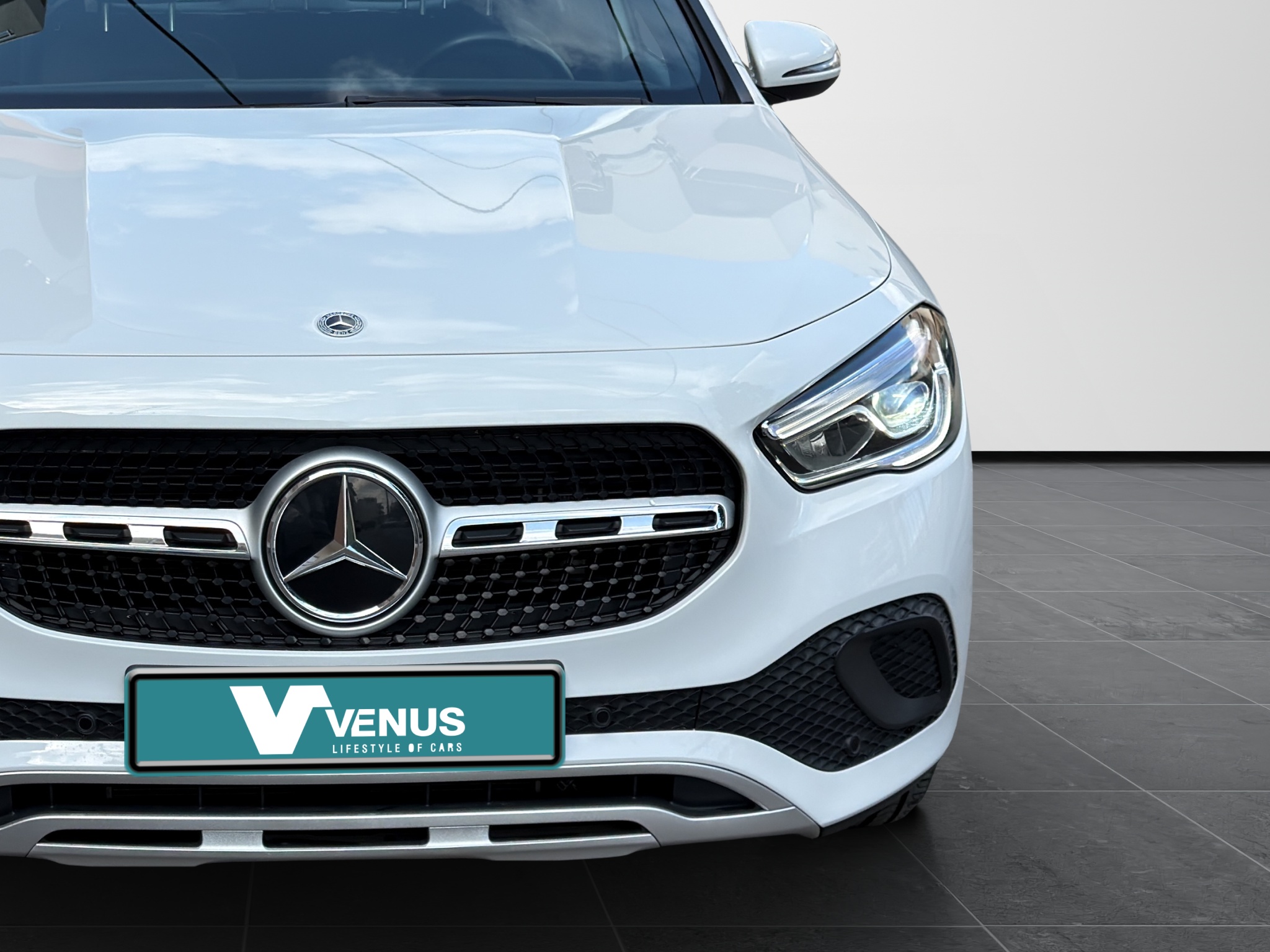 Mercedes GLA 250E Hybrid Plug-In Automatic 2022 - 9