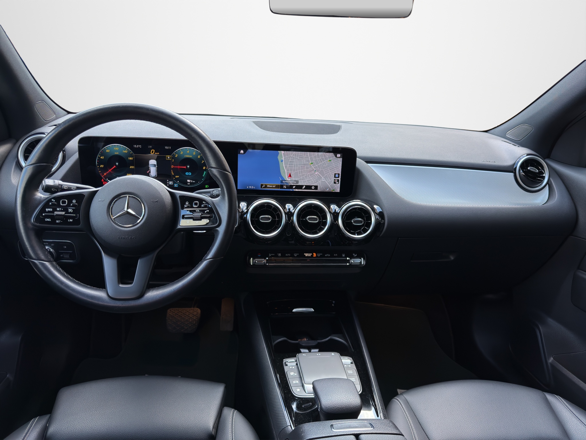 Mercedes GLA 250E Hybrid Plug-In Automatic 2022 - 15