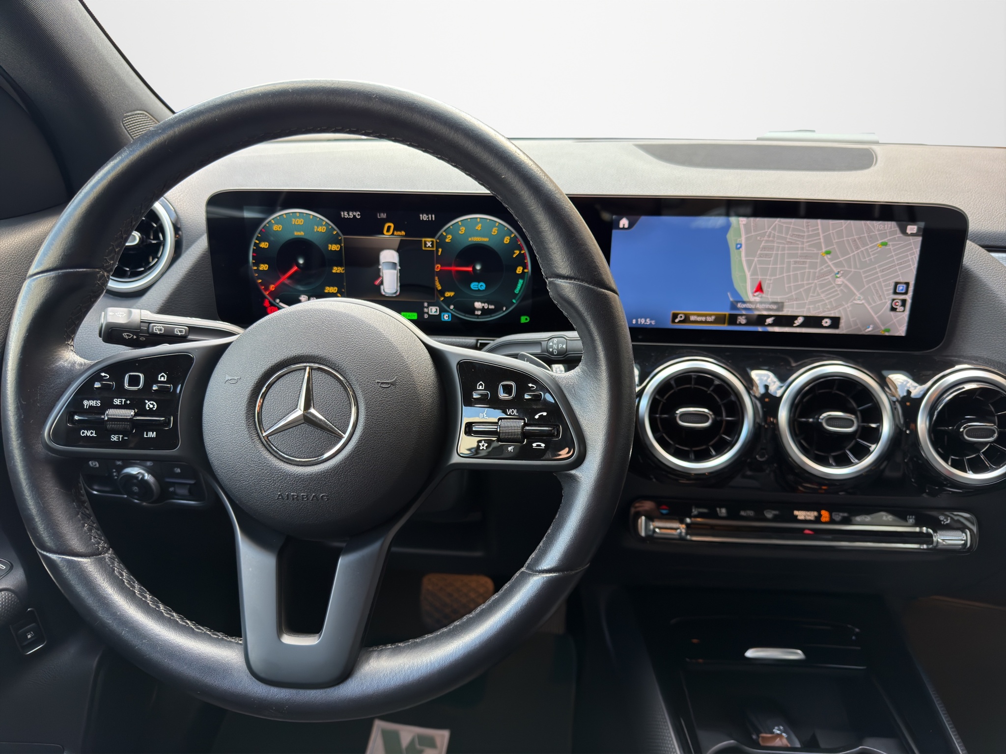 Mercedes GLA 250E Hybrid Plug-In Automatic 2022 - 16