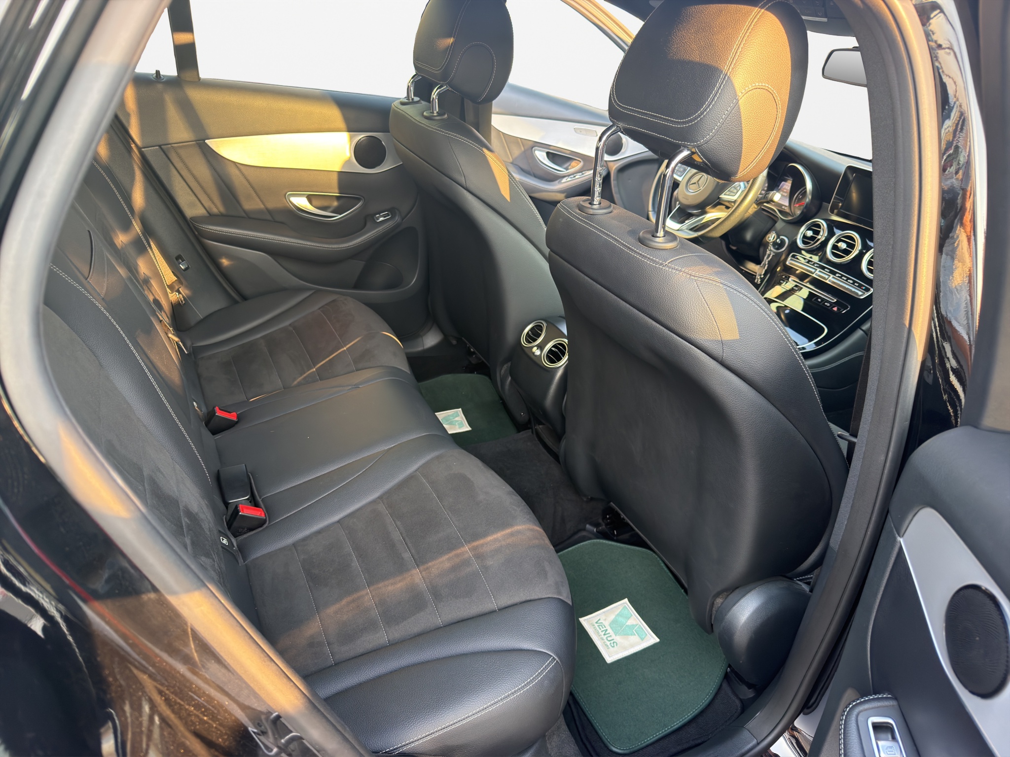 Mercedes-Benz GLC 220D 4Matic Automatic Diesel 2017 - 20