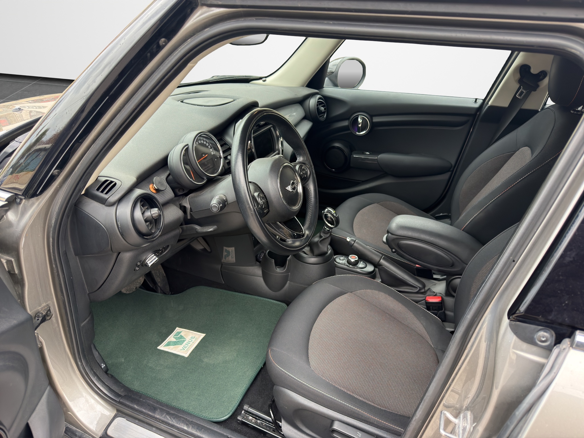 Mini Cooper S John Works Edition Automatic 2018 - 11