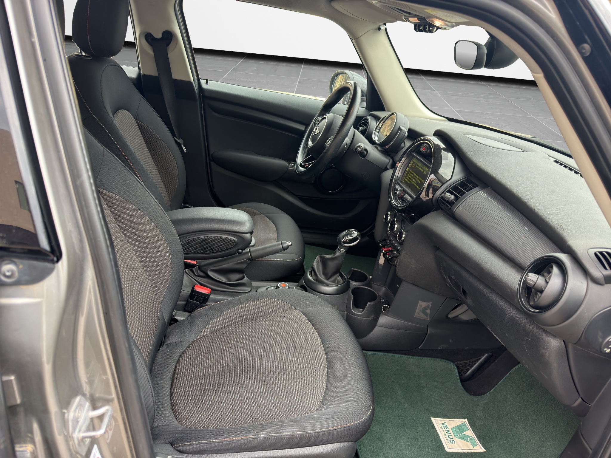 Mini Cooper S John Works Edition Automatic 2018 - 19