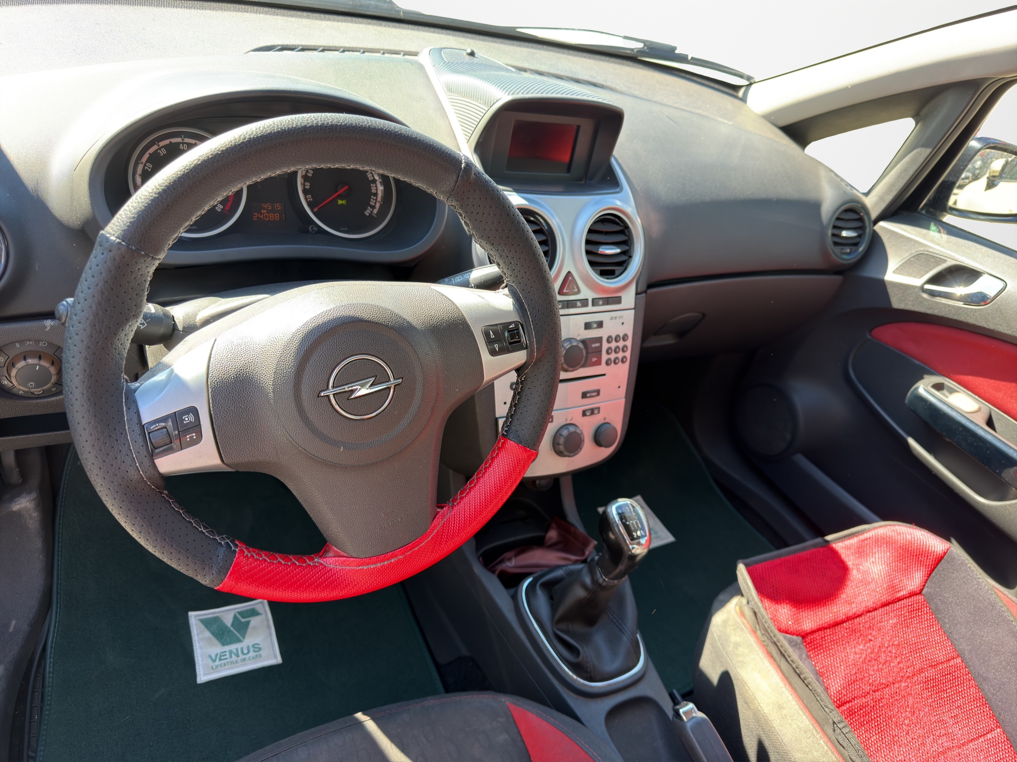 Opel Corsa GSI 1.6 LPG Performance 2008 - 10