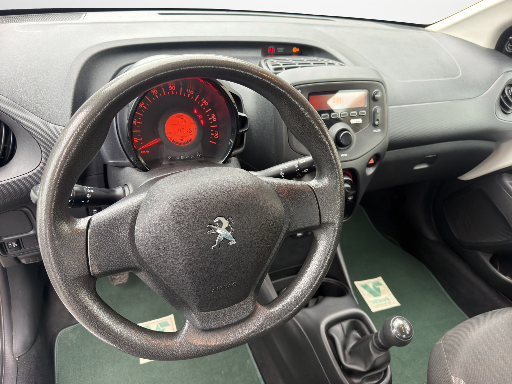 Peugeot 108 1.0 2019 - 11