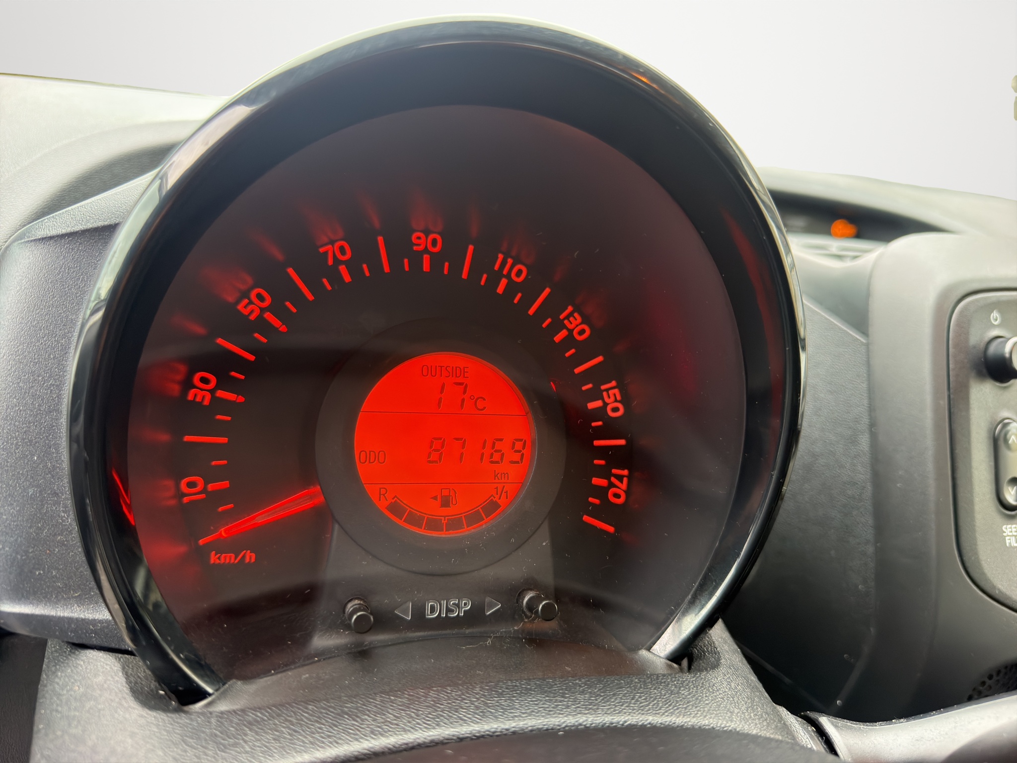 Peugeot 108 1.0 2019 - 12