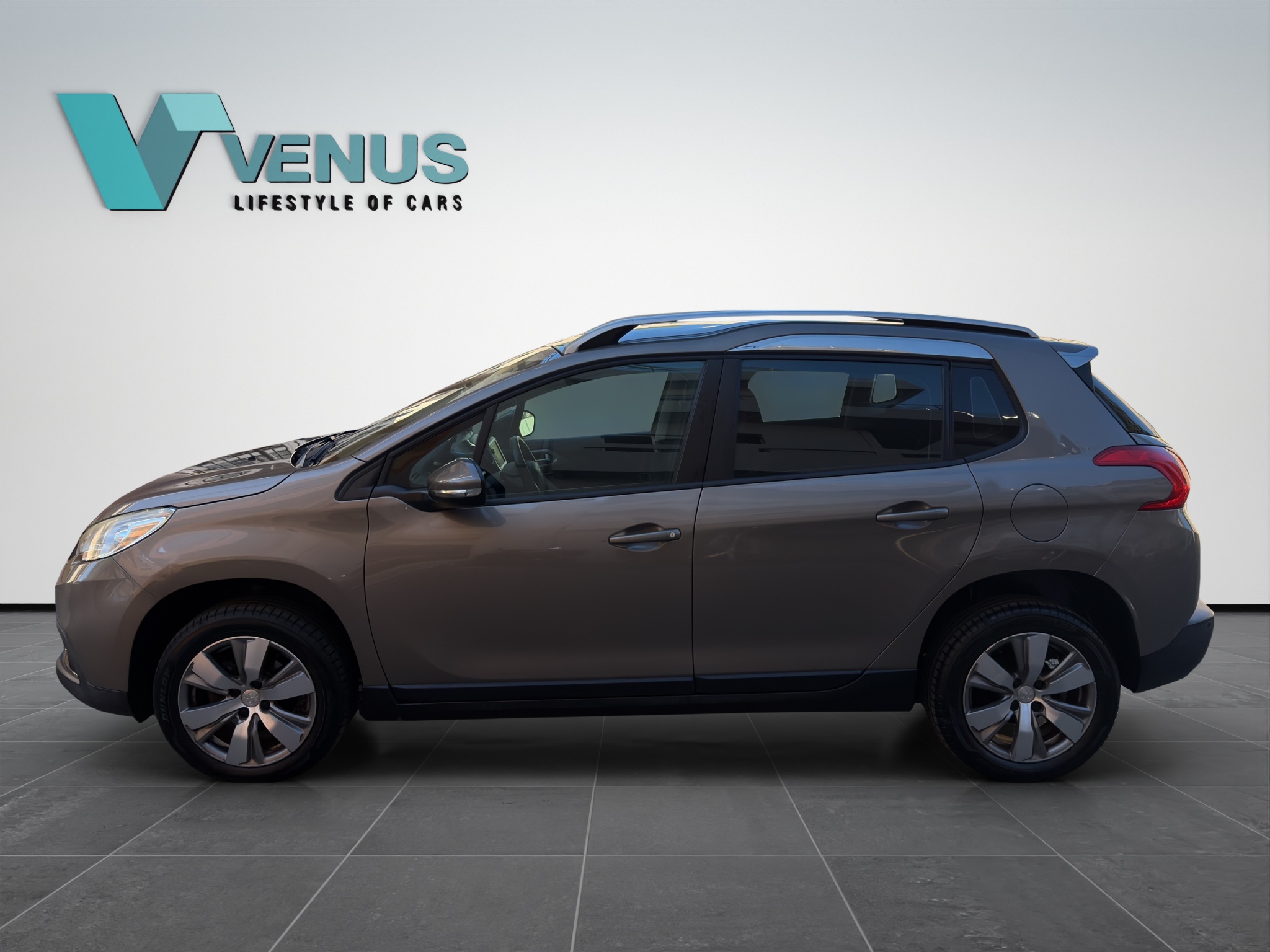 Peugeot 2008 1.6 BlueHDi Diesel 2015 - 8