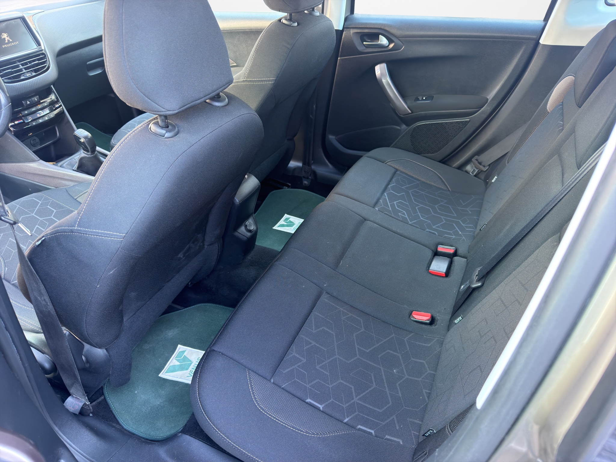 Peugeot 2008 1.6 BlueHDi Diesel 2015 - 15