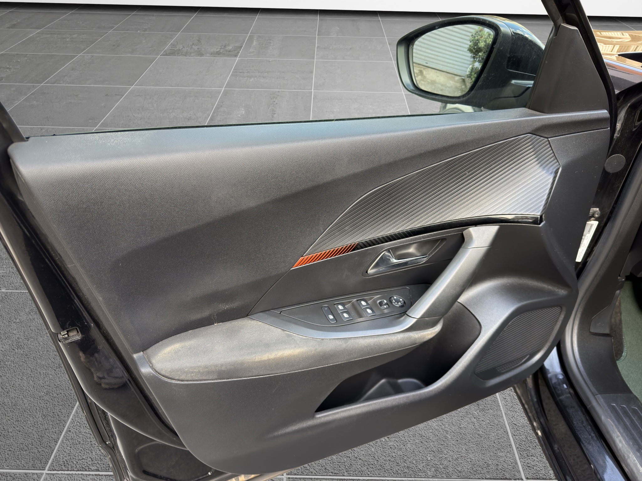 Peugeot 2008 BlueHDI 1.5 Diesel 2020 - 14