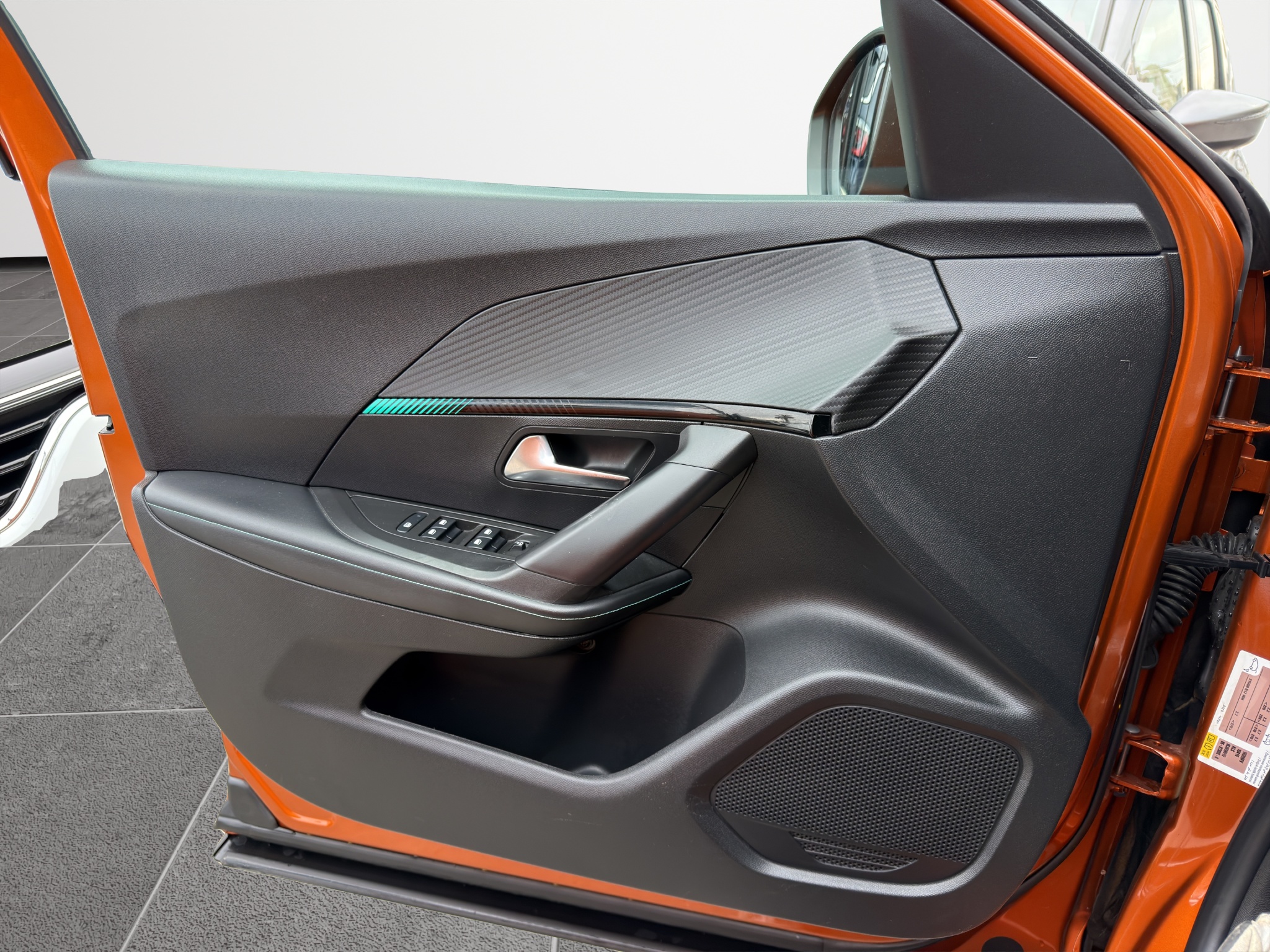 Peugeot 2008 1.5 BlueHdi Automatic Diesel 2022 - 14