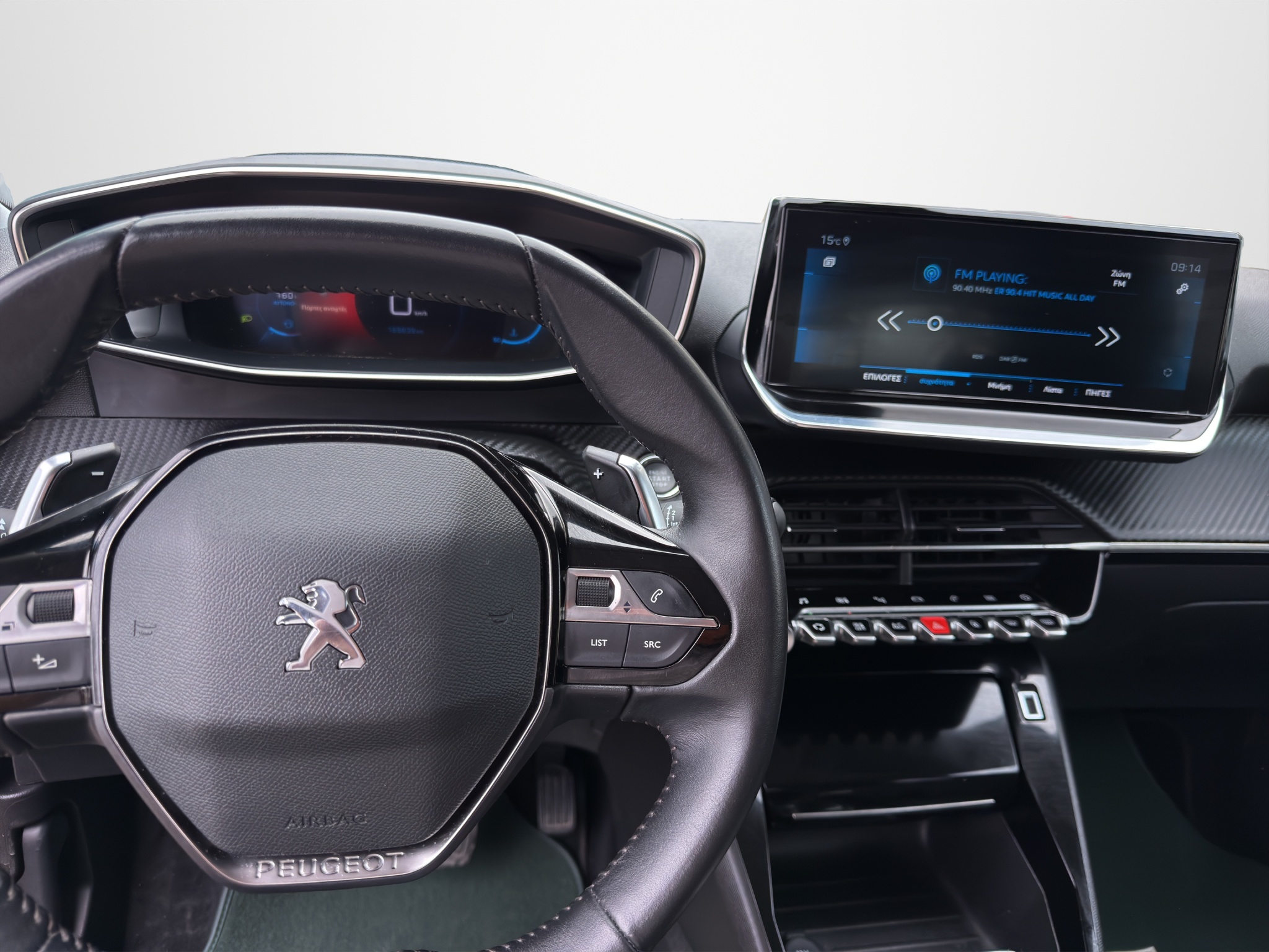 Peugeot 2008 1.5 BlueHdi Automatic Diesel 2022 - 17