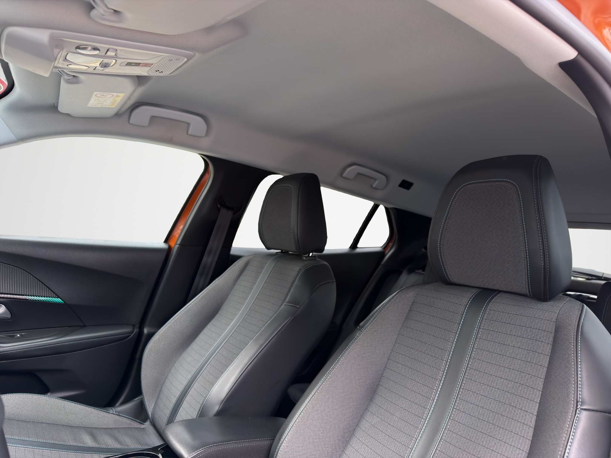 Peugeot 2008 1.5 BlueHdi Automatic Diesel 2022 - 21