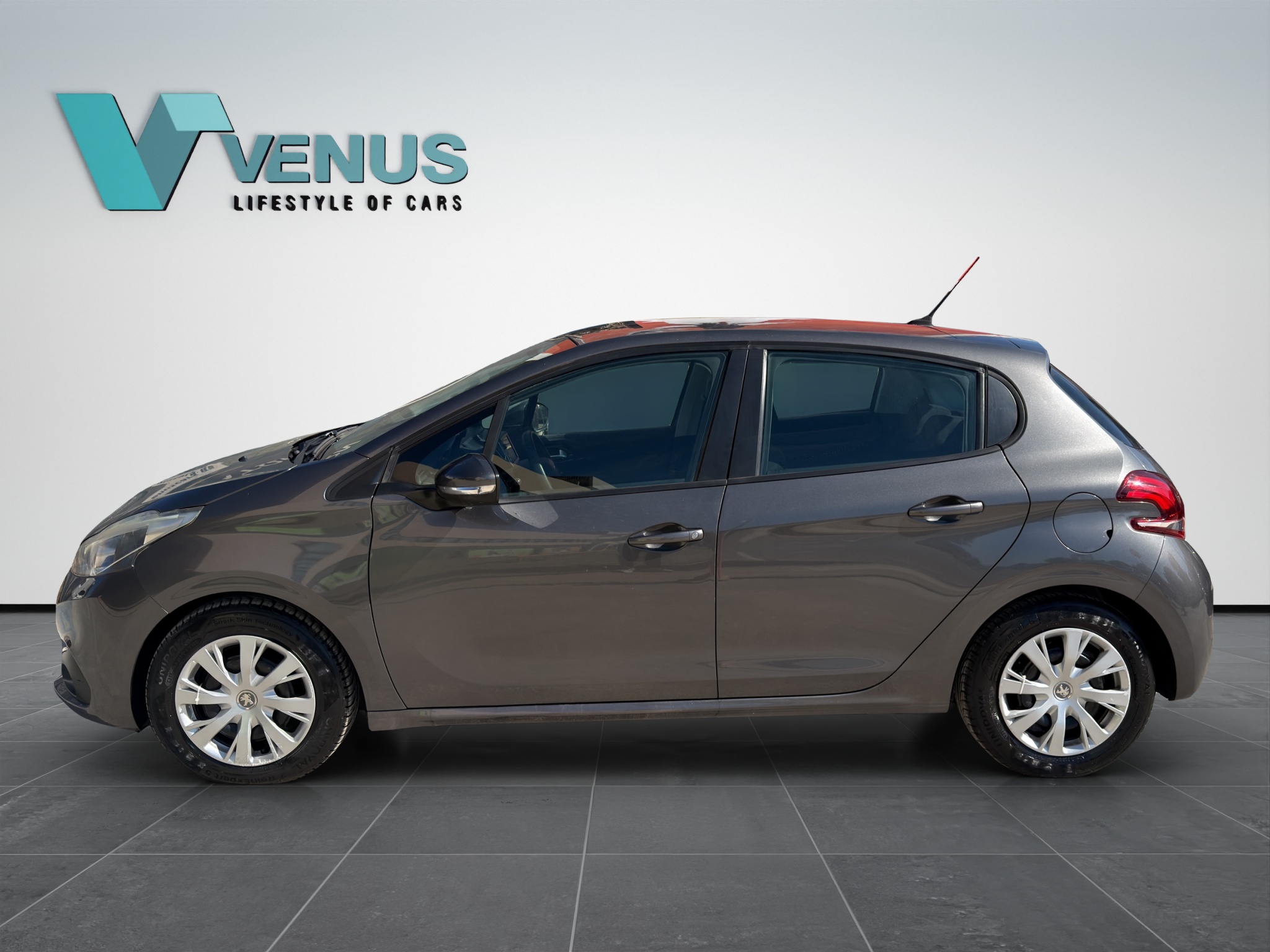 Peugeot 208 1.5 BlueHDi Diesel 2019 - 8