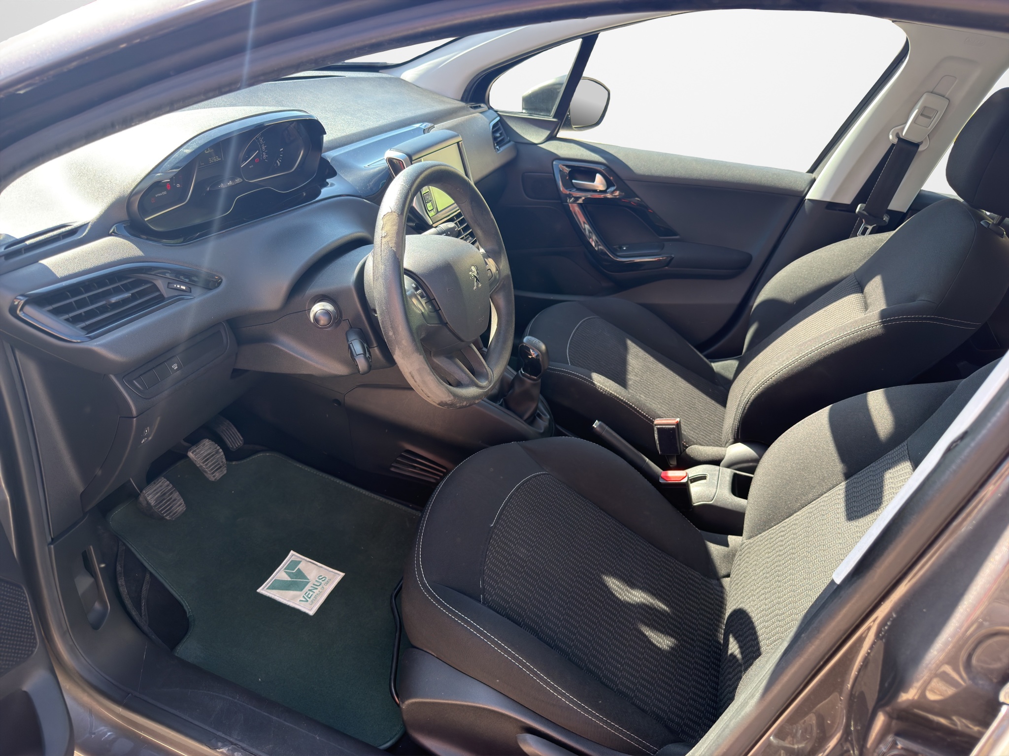 Peugeot 208 1.5 BlueHDi Diesel 2019 - 11