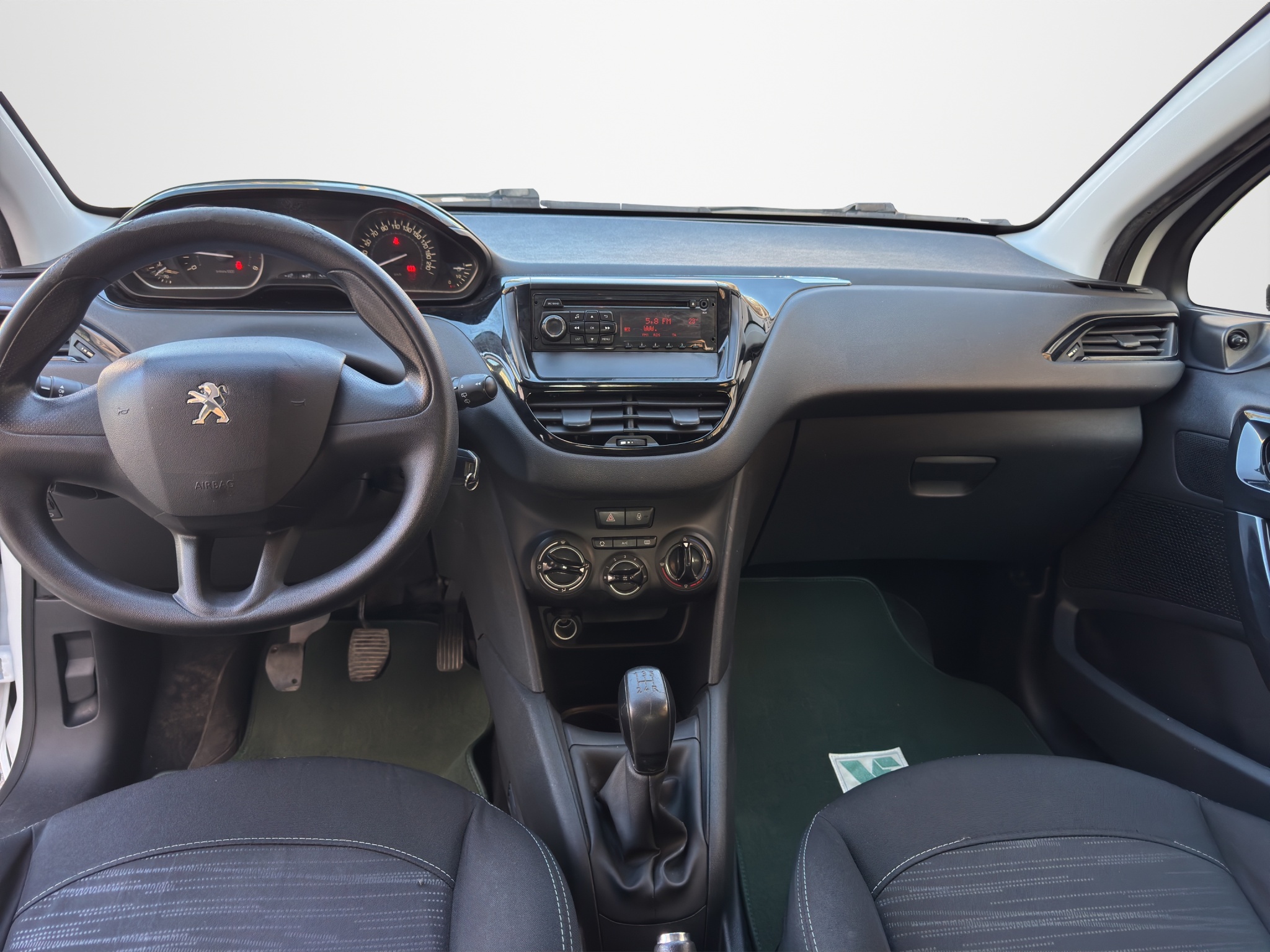 Peugeot 208 BlueHDi Diesel 2016 - 16