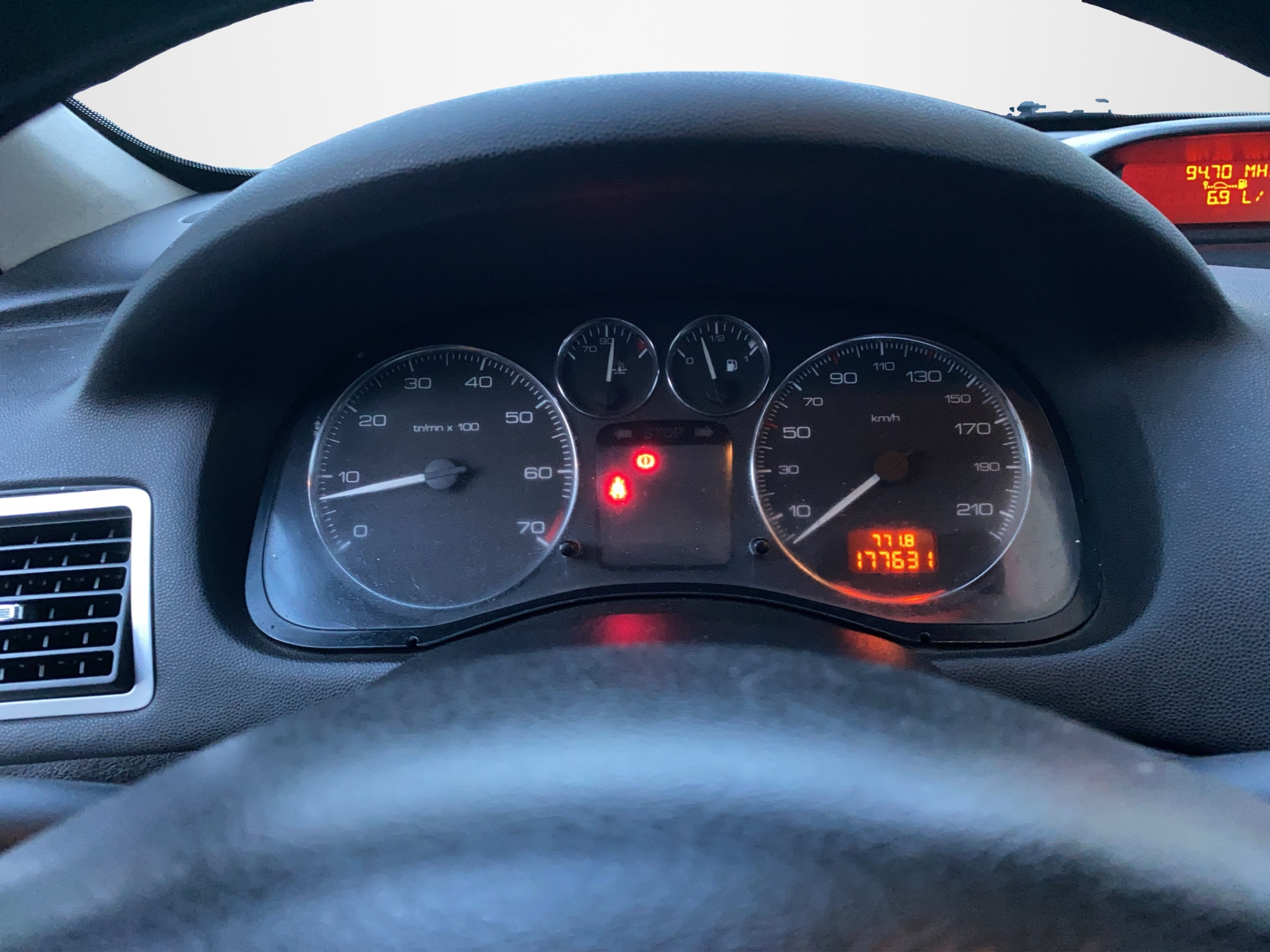 Peugeot 307 1.4 Anniversary 2007 - 13