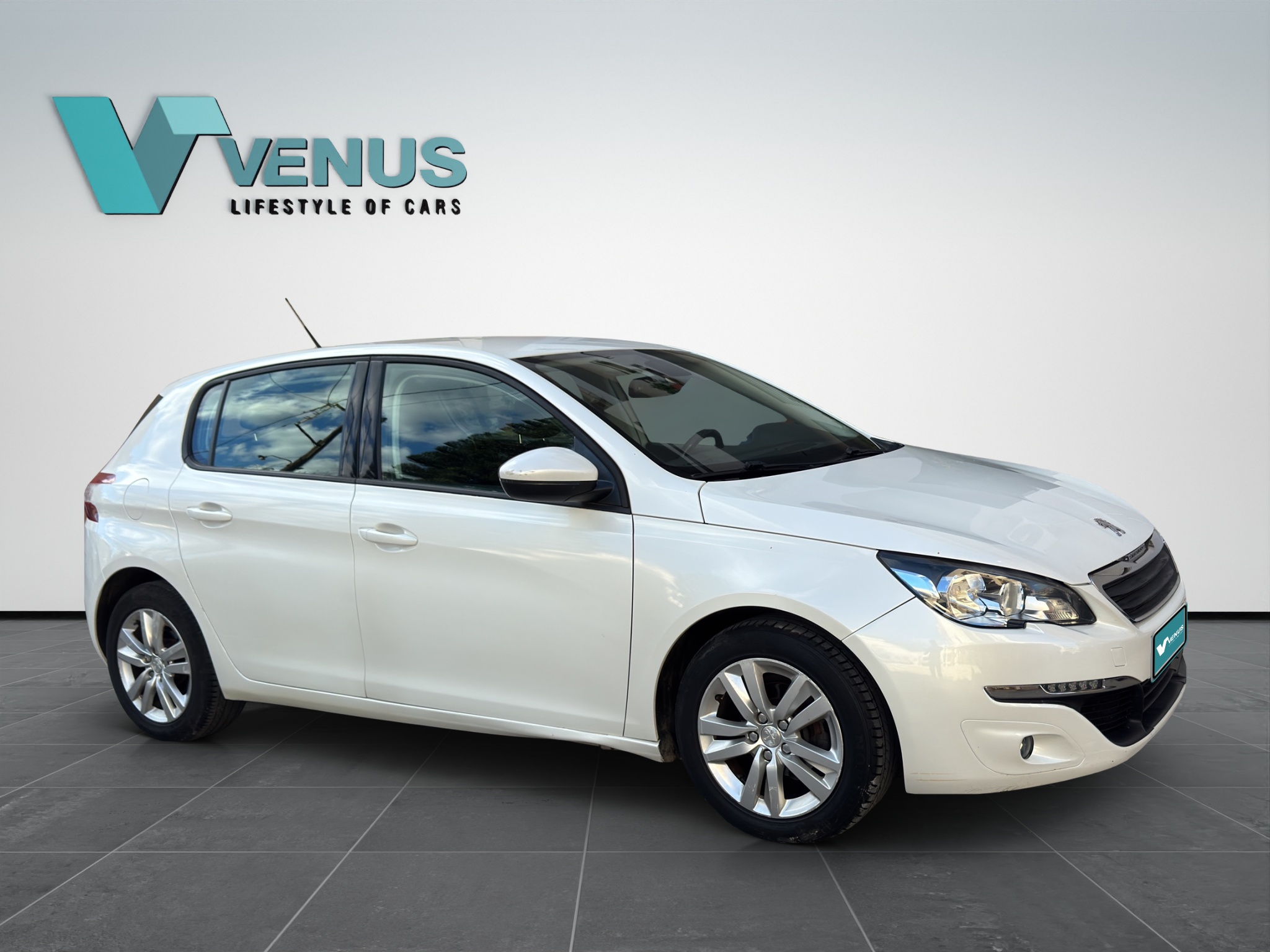 Peugeot 308 1.6 Blue HDI Diesel 2017  - 2