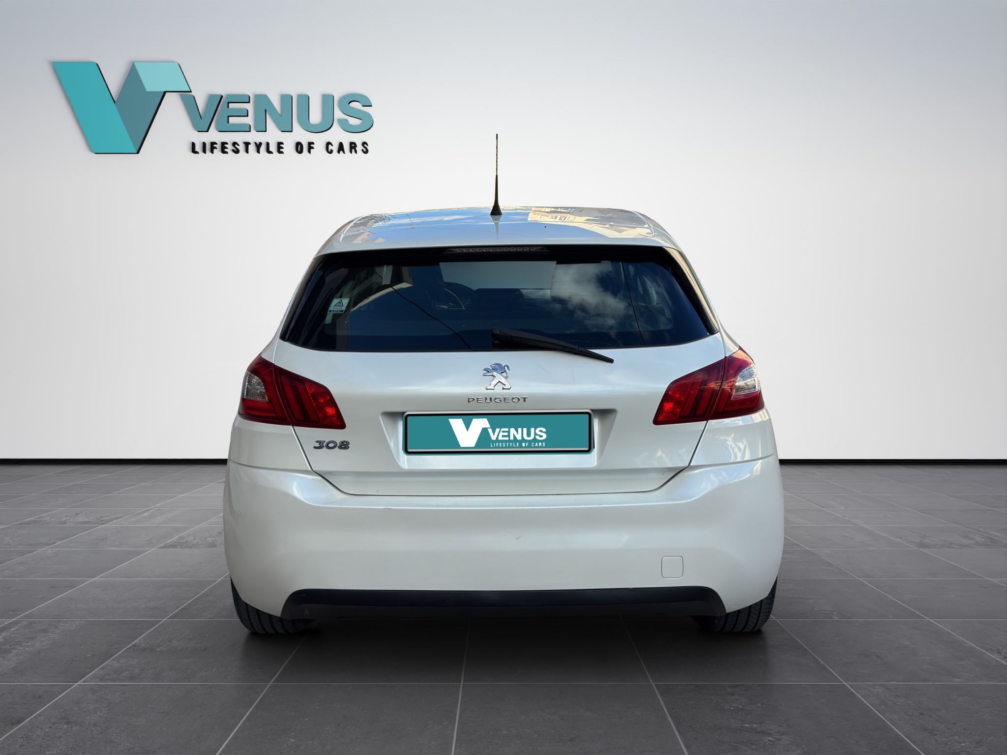 Peugeot 308 1.6 Blue HDI Diesel 2017  - 6