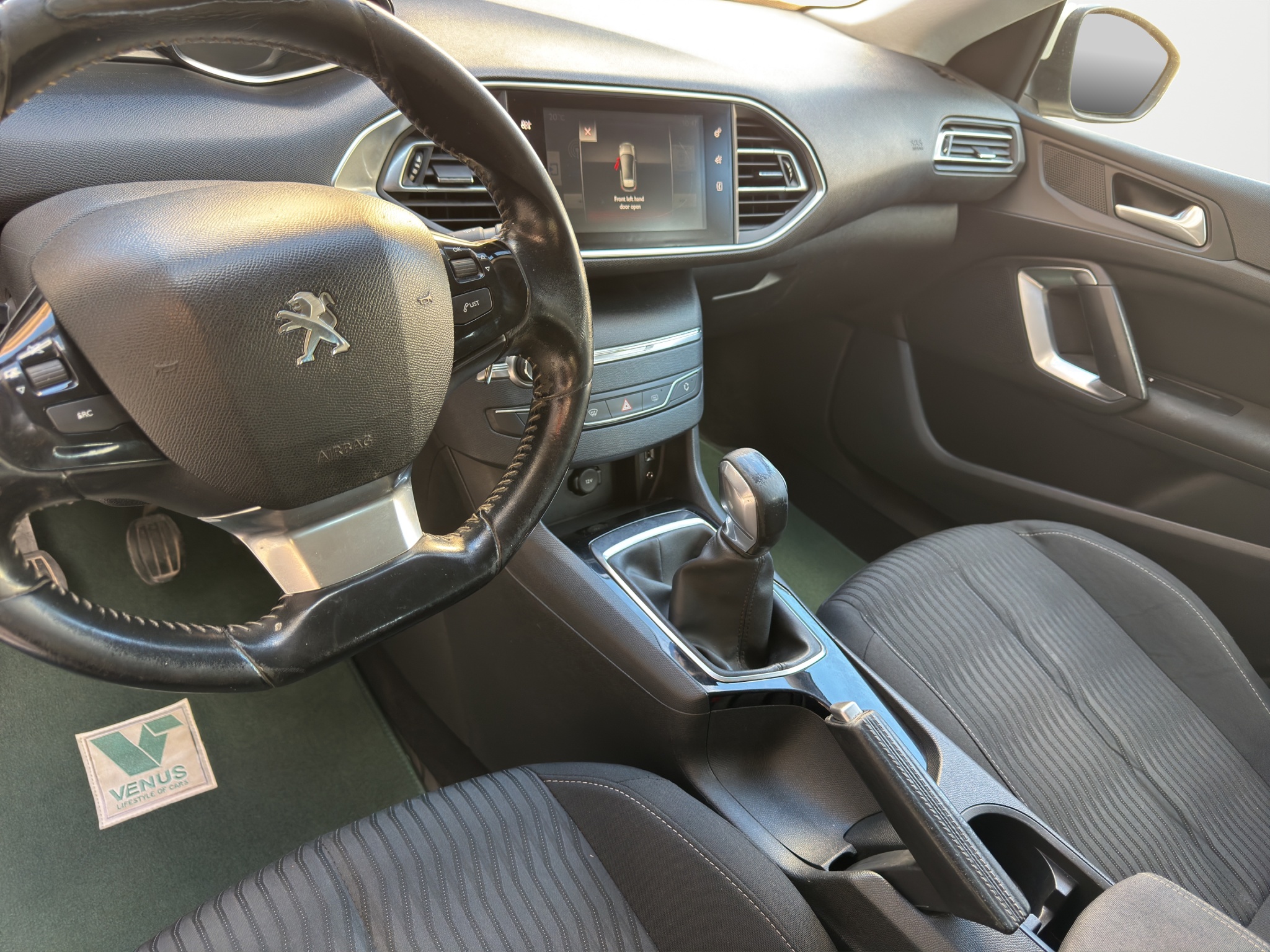 Peugeot 308 1.6 Blue HDI Diesel 2017  - 12