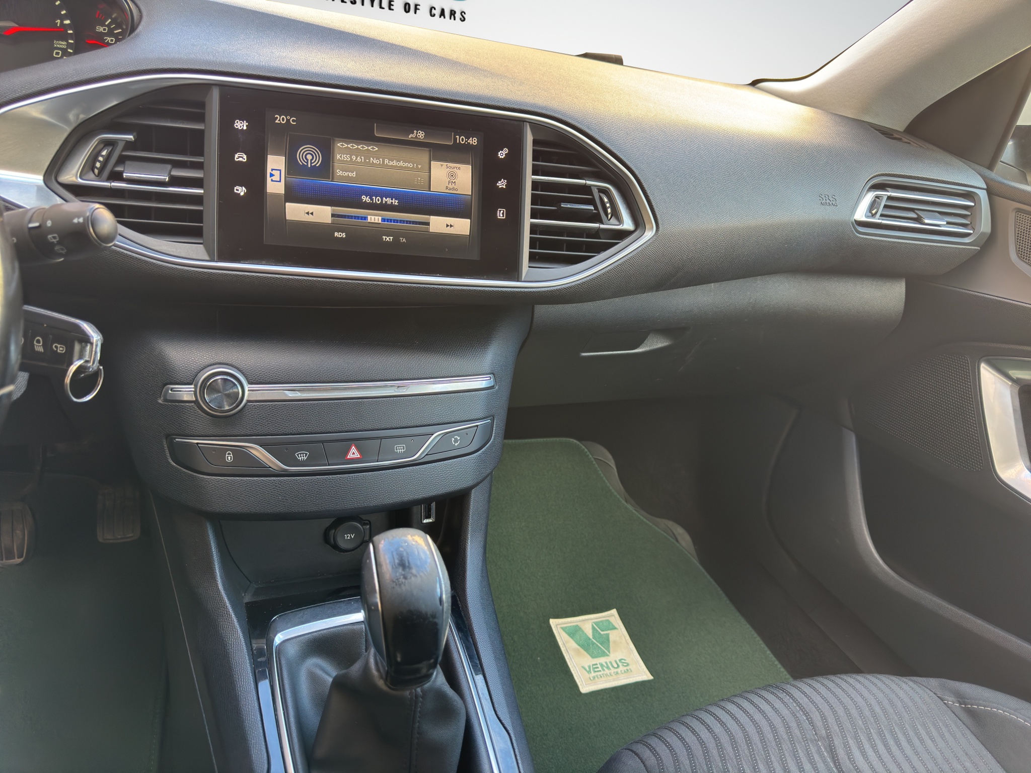 Peugeot 308 1.6 Blue HDI Diesel 2017  - 17