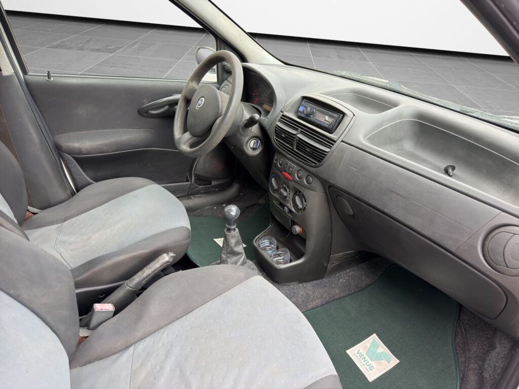 Fiat Punto 1.2 2005  - 17