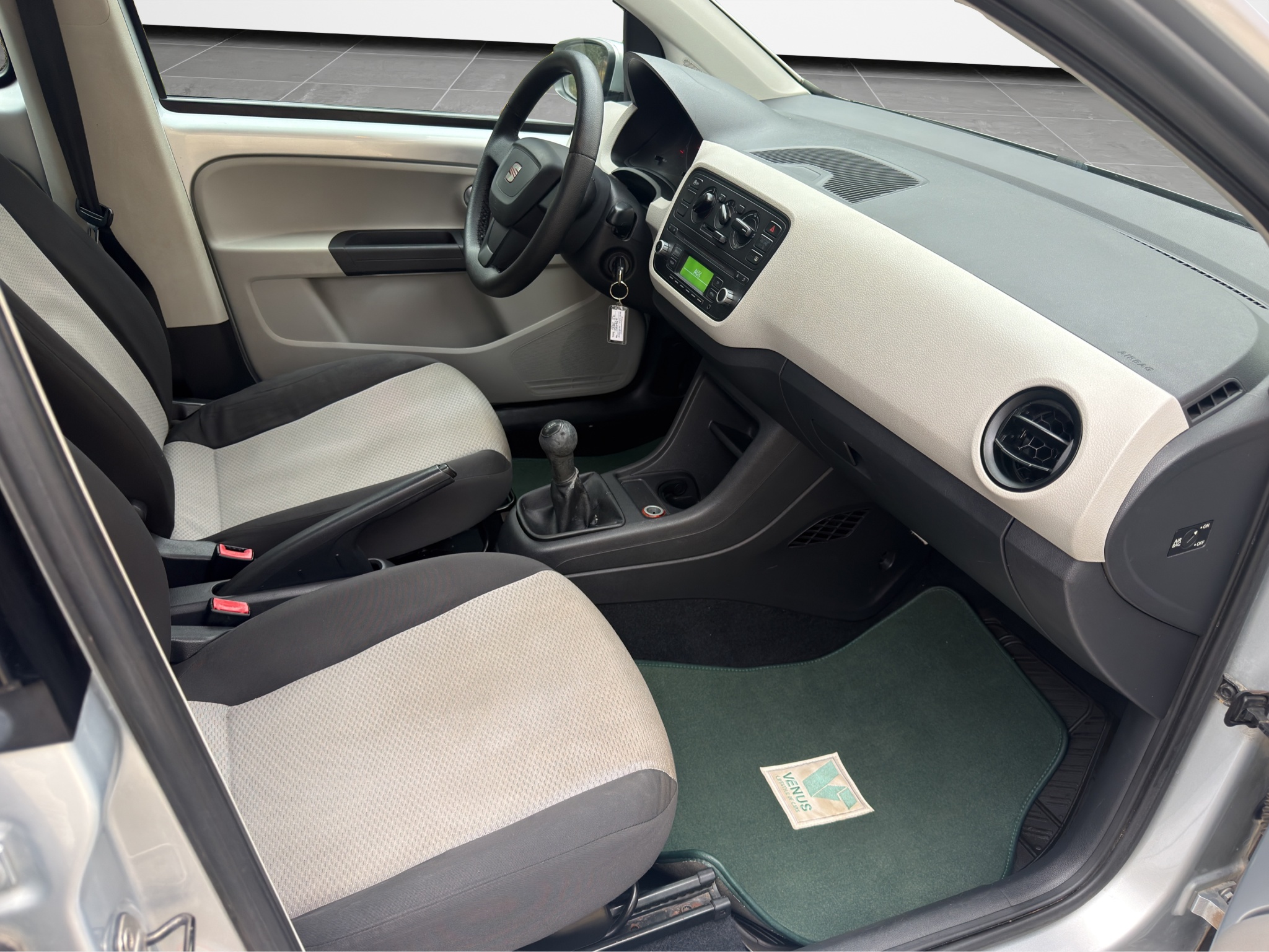 Seat Mii 1.0 2013 - 17