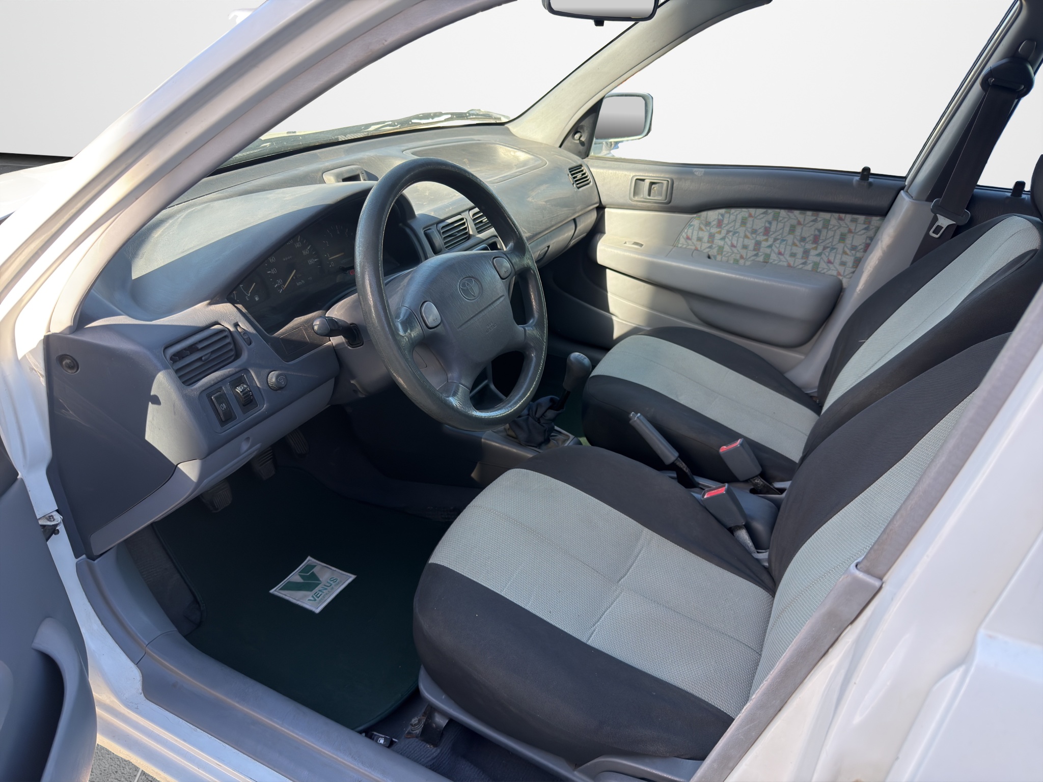 Toyota Starlet 1.3 EPI 1997 - 10