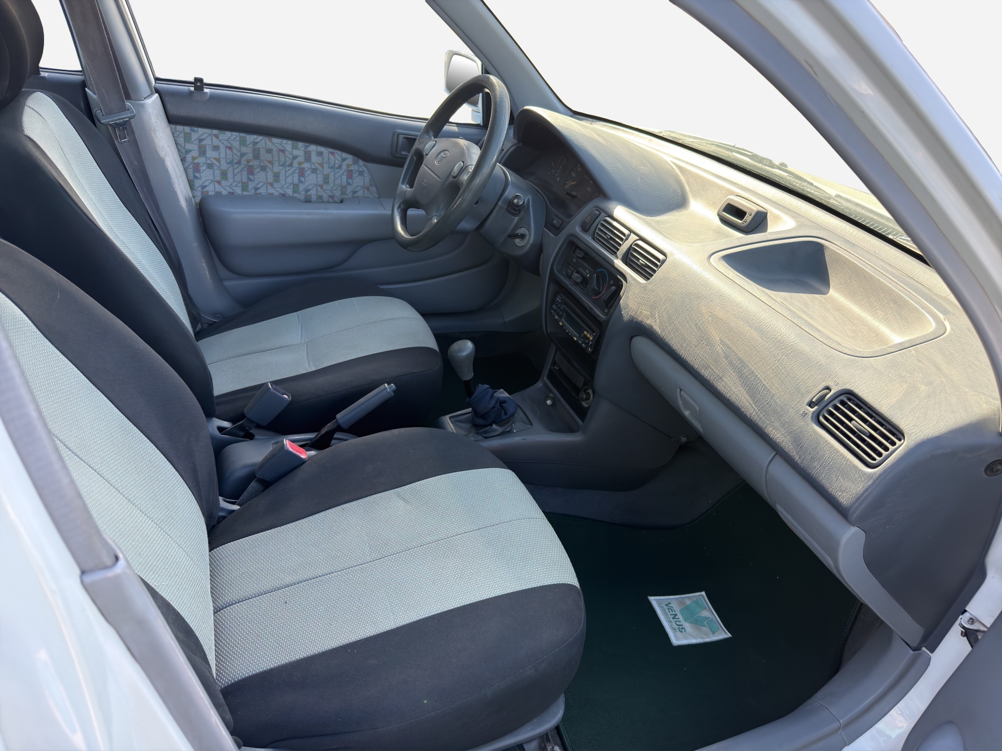 Toyota Starlet 1.3 EPI 1997 - 17