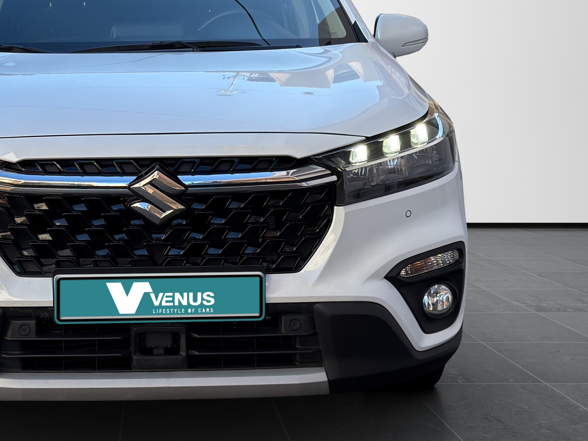 Suzuki SX4 S-Cross Strong Hybrid Automatic GL+ 2022 - 10