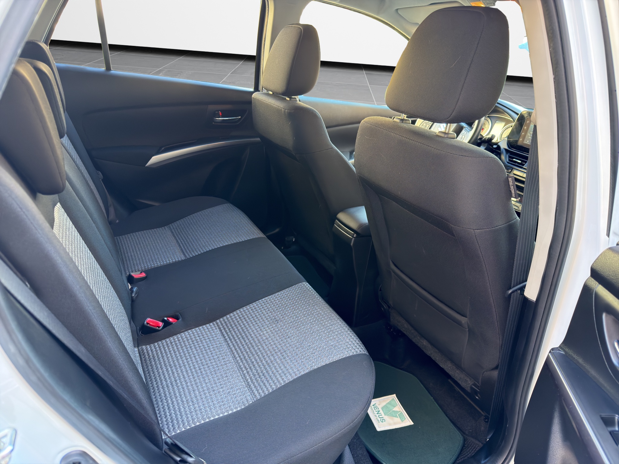 Suzuki SX4 S-Cross Strong Hybrid Automatic GL+ 2022 - 19