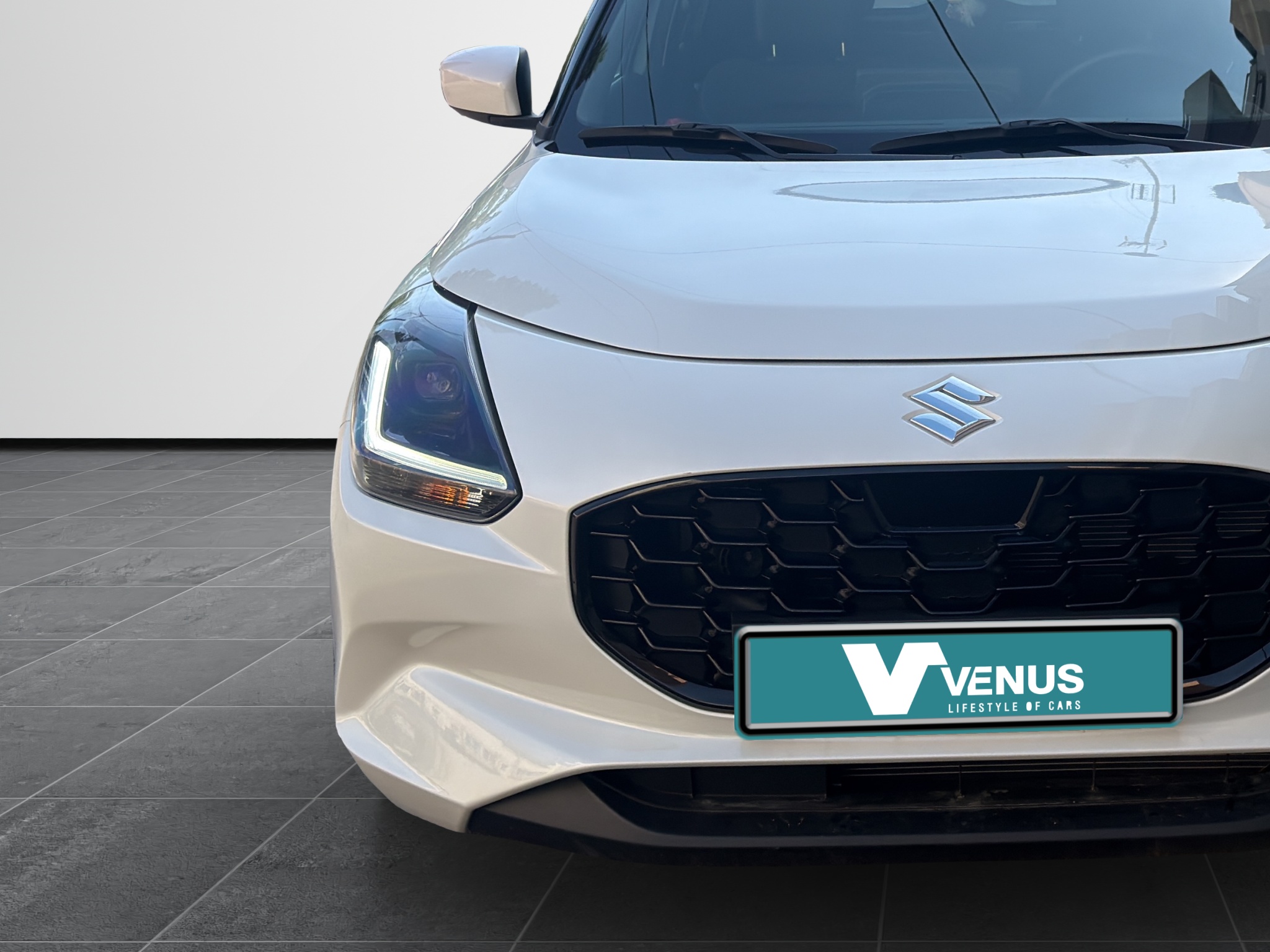 Suzuki Swift Hybrid CVT Automatic 2025 - 9
