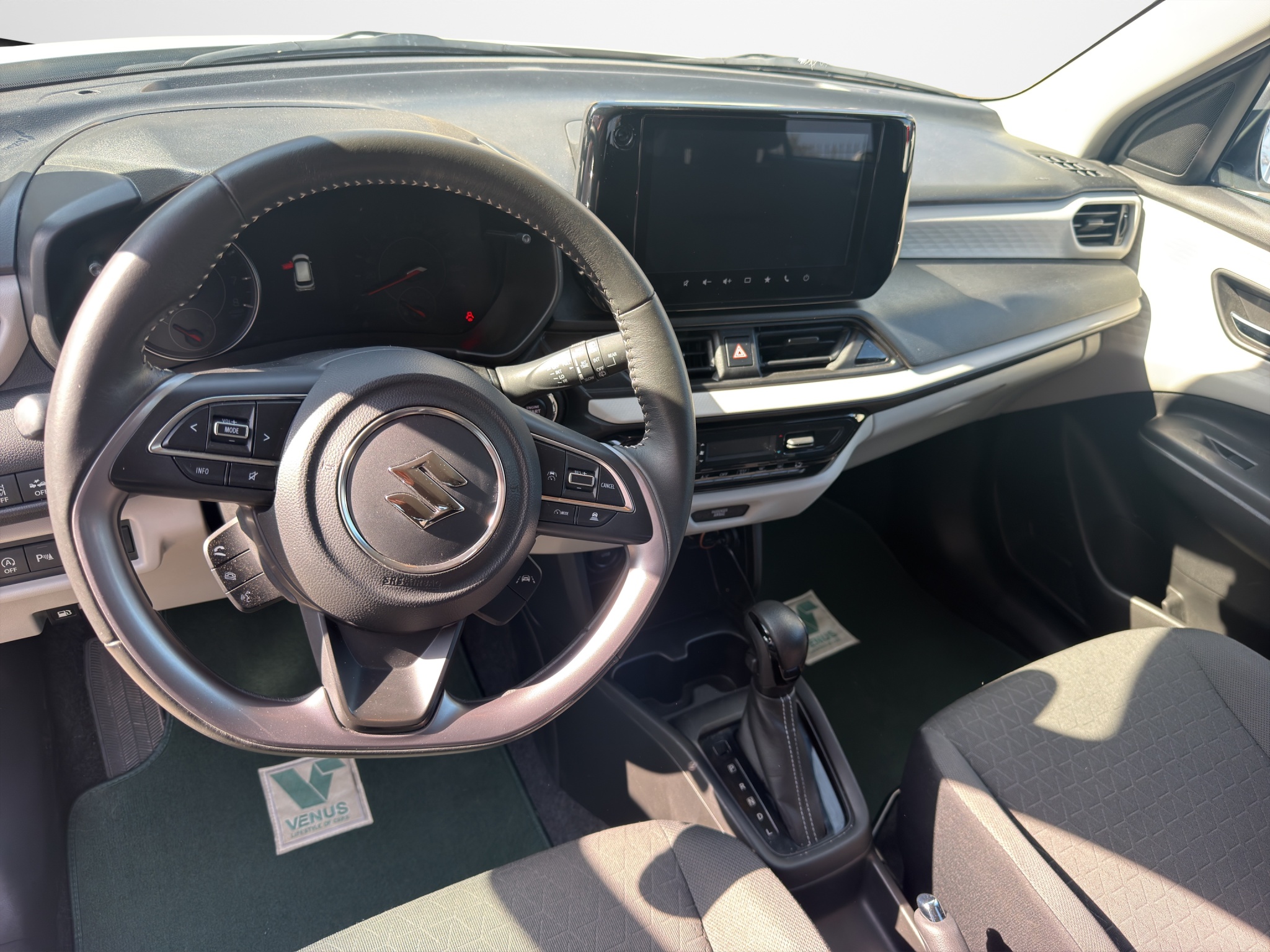 Suzuki Swift Hybrid CVT Automatic 2025 - 12