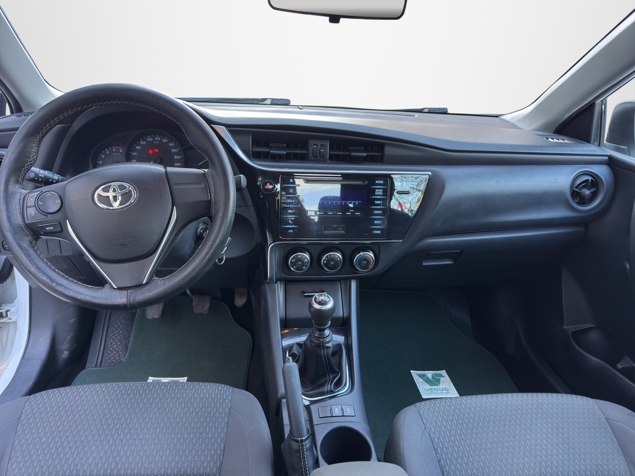 Toyota Corolla 1.4 D-4D Diesel 2018  - 16