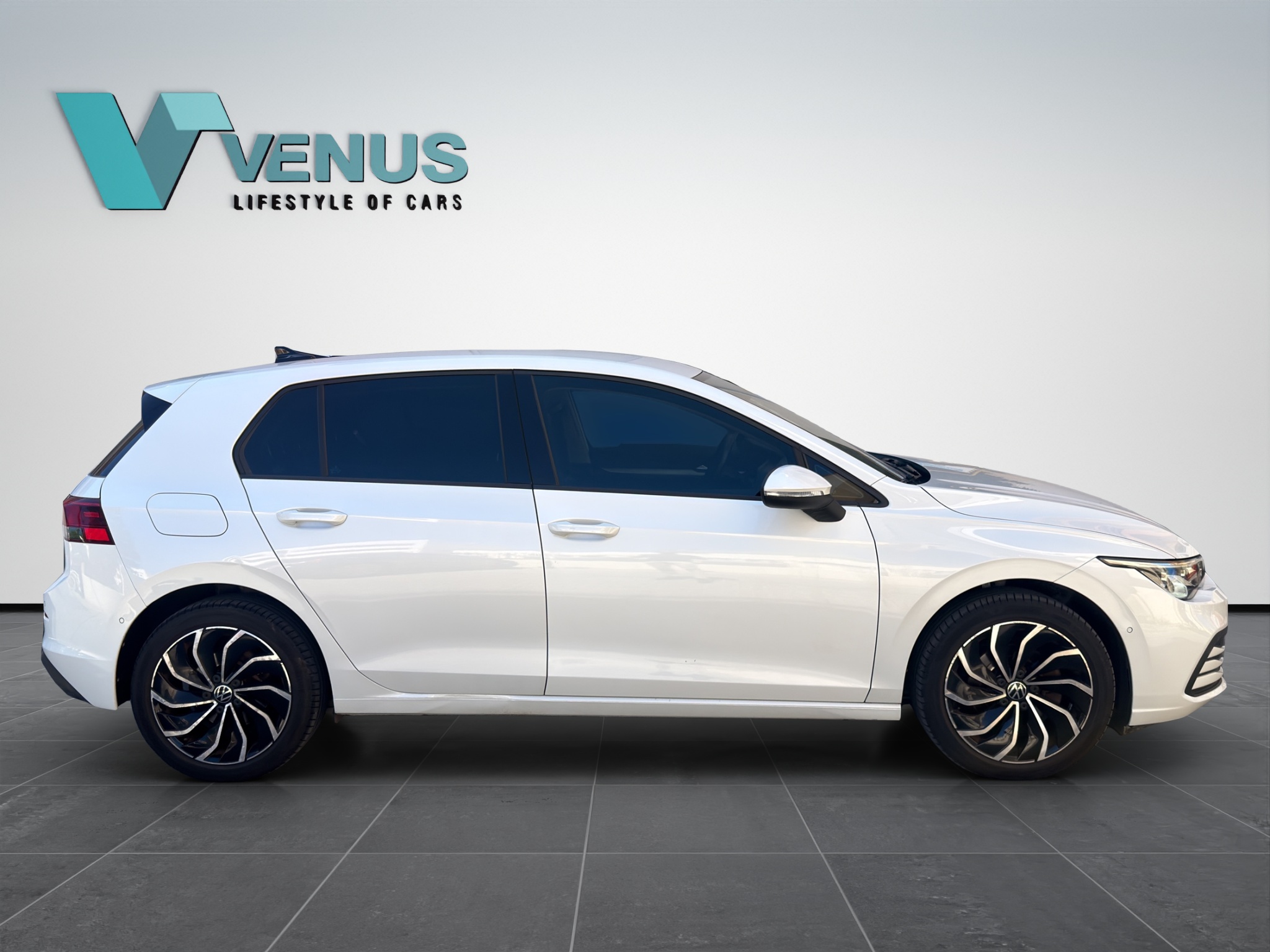 VW Golf VIII 1.0 eTSI DSG Mild Hybrid Automatic 2021 - 7